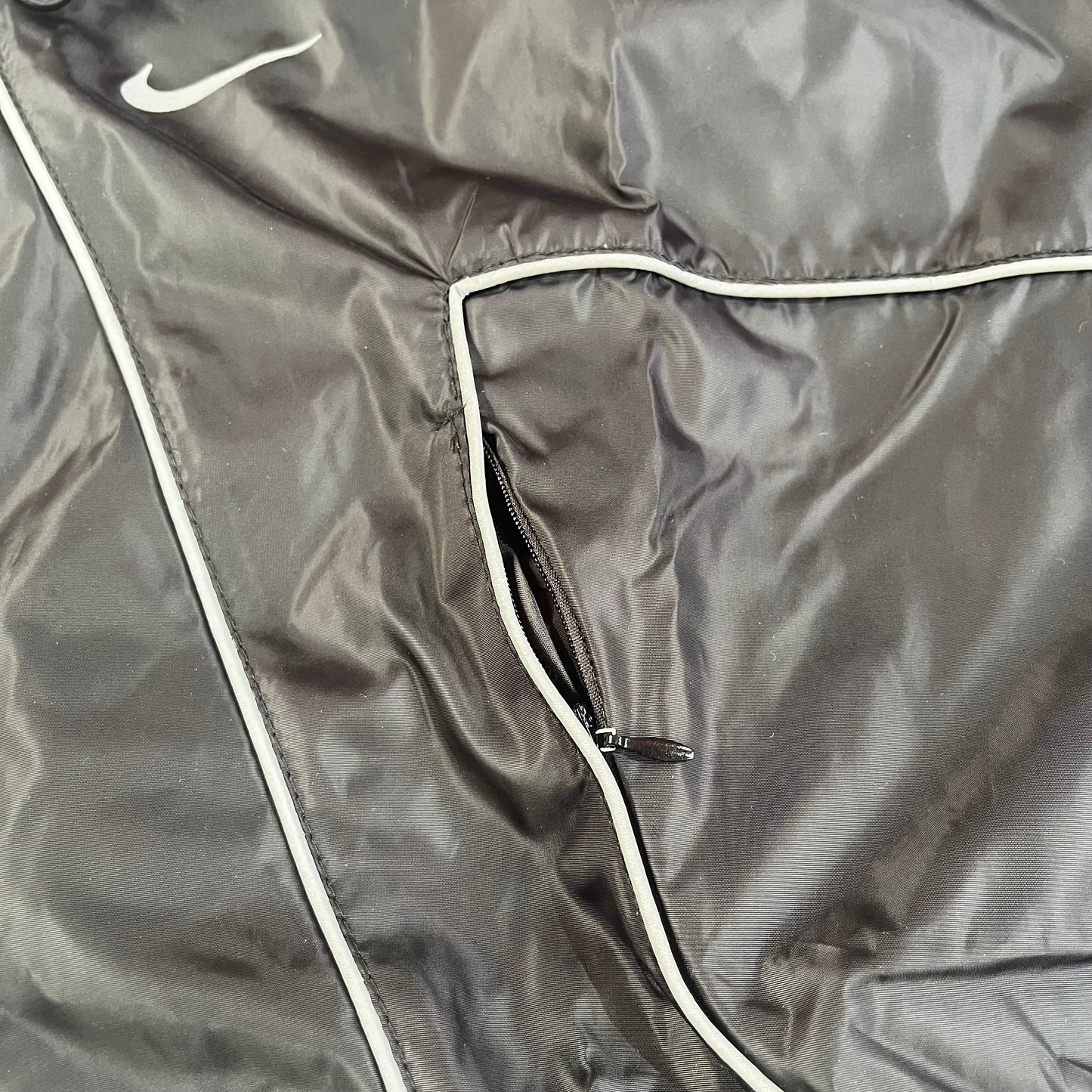 Campera Corteiz x Nike XL