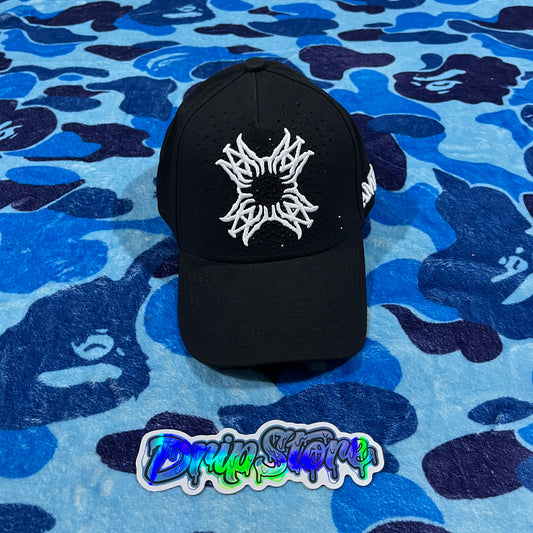 Gorra Amiri Qaud Brillos Blanca/Negra