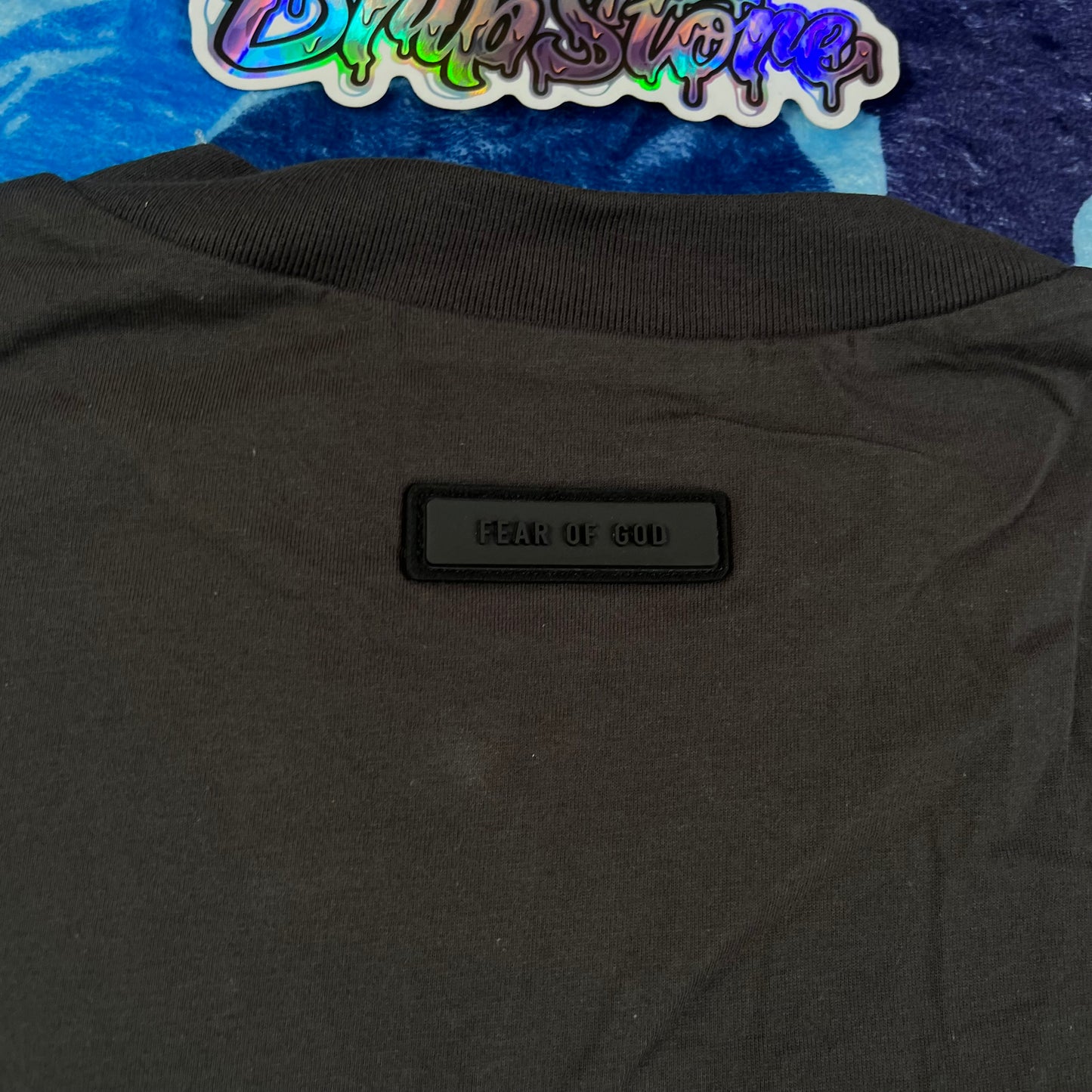 Remera FOG Essentials Arch Logo Negra L