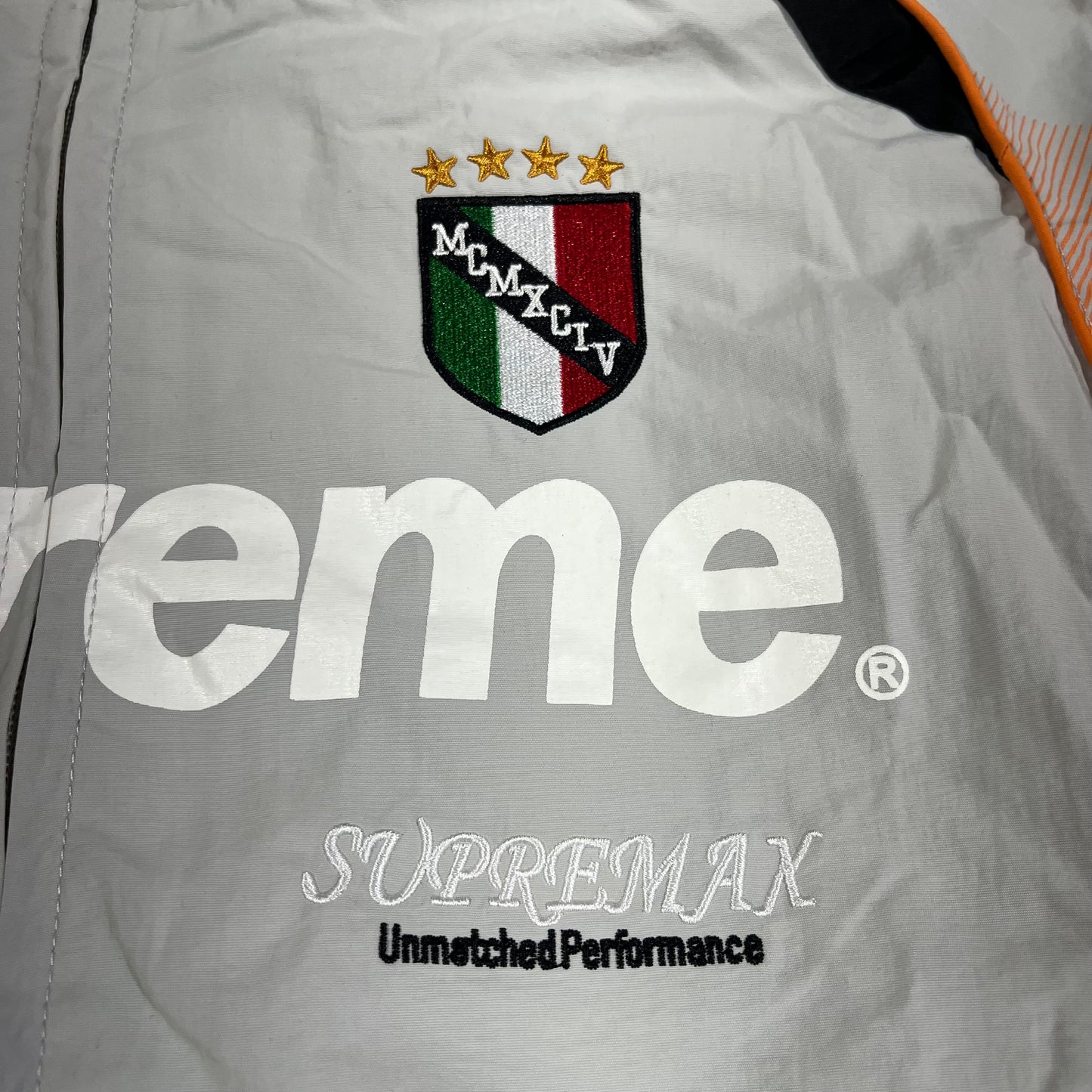 Conjunto Supreme X Umbro Gris M