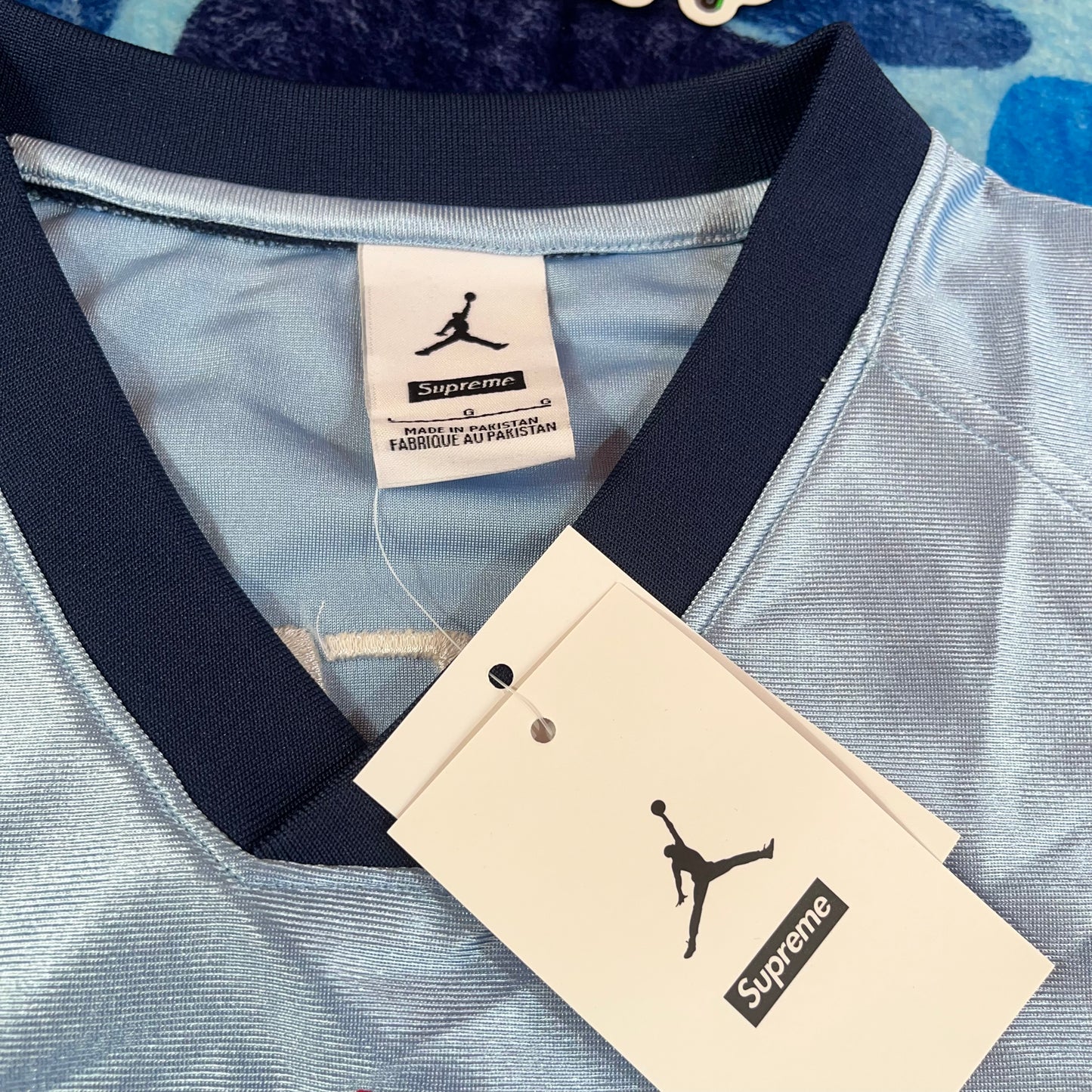 Remera Supreme Jordan Celeste L