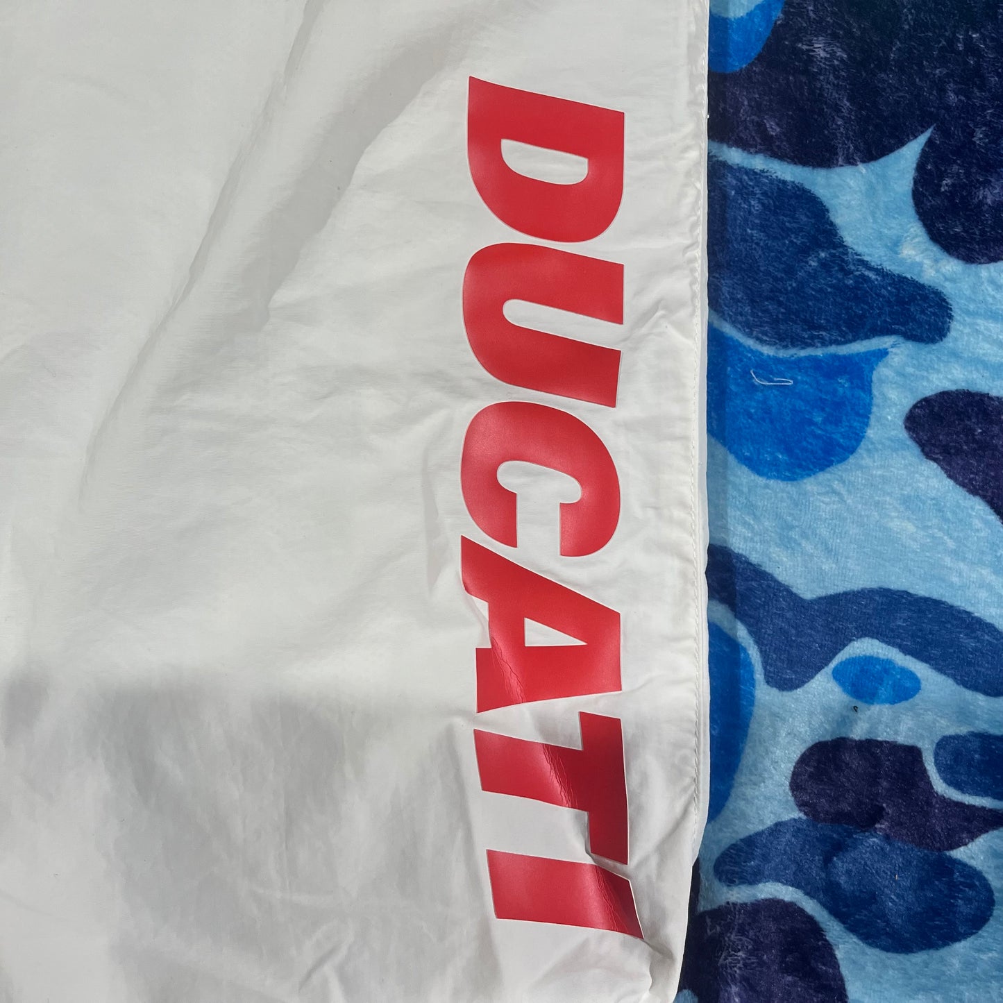 Conjunto Supreme X Ducati Blanco M