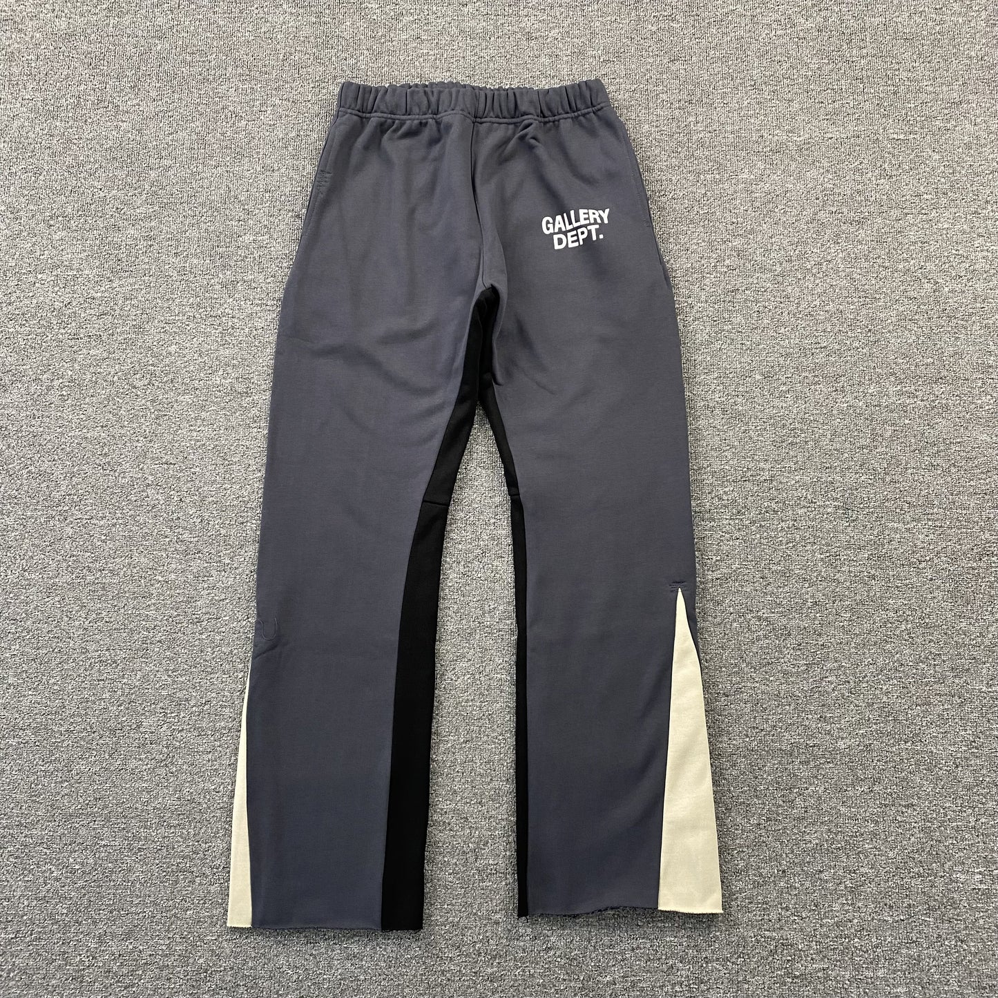Gallery-Dept-Flared-Sweatpants-Grey-Drip Store Argentina