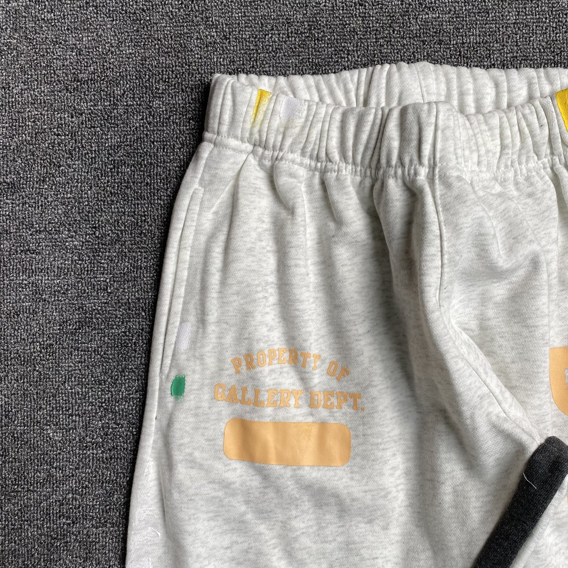 Gallery-Dept-Painted-Sweatpants-Grey-4_c10886d8-Drip Store Argentina