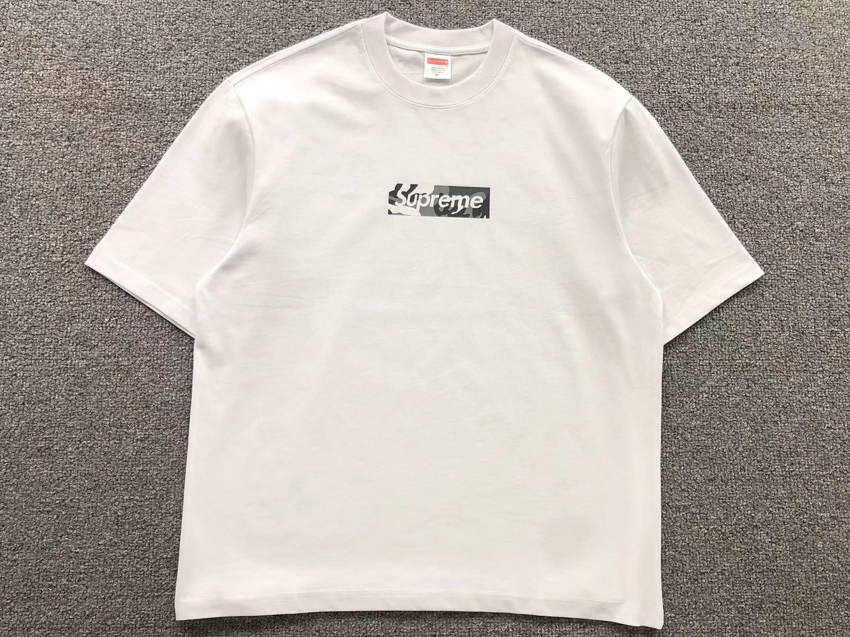 Supreme-Miami-Box-Logo-Tee-White-Drip Store Argentina