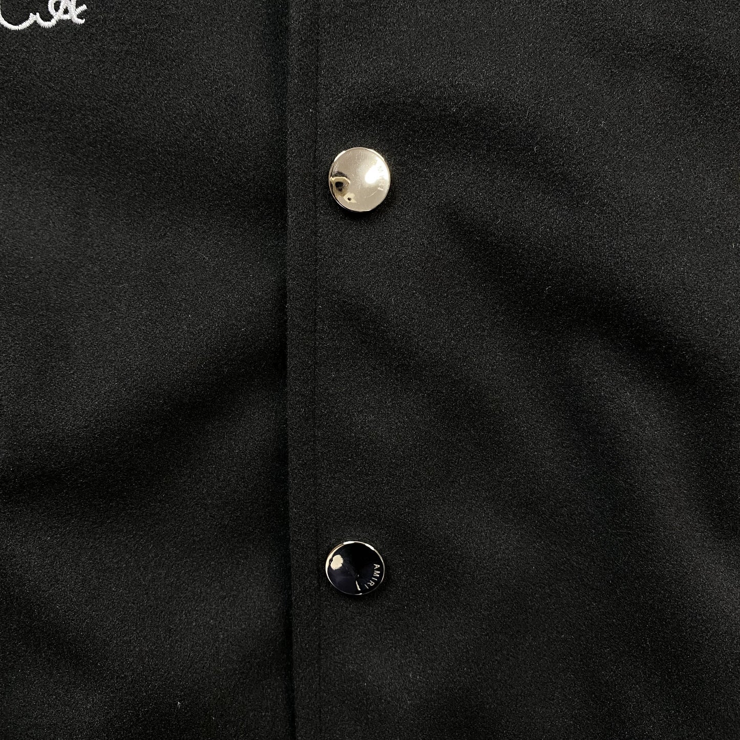 amiri-lion-varsity-jacket-black-6-Drip Store Argentina