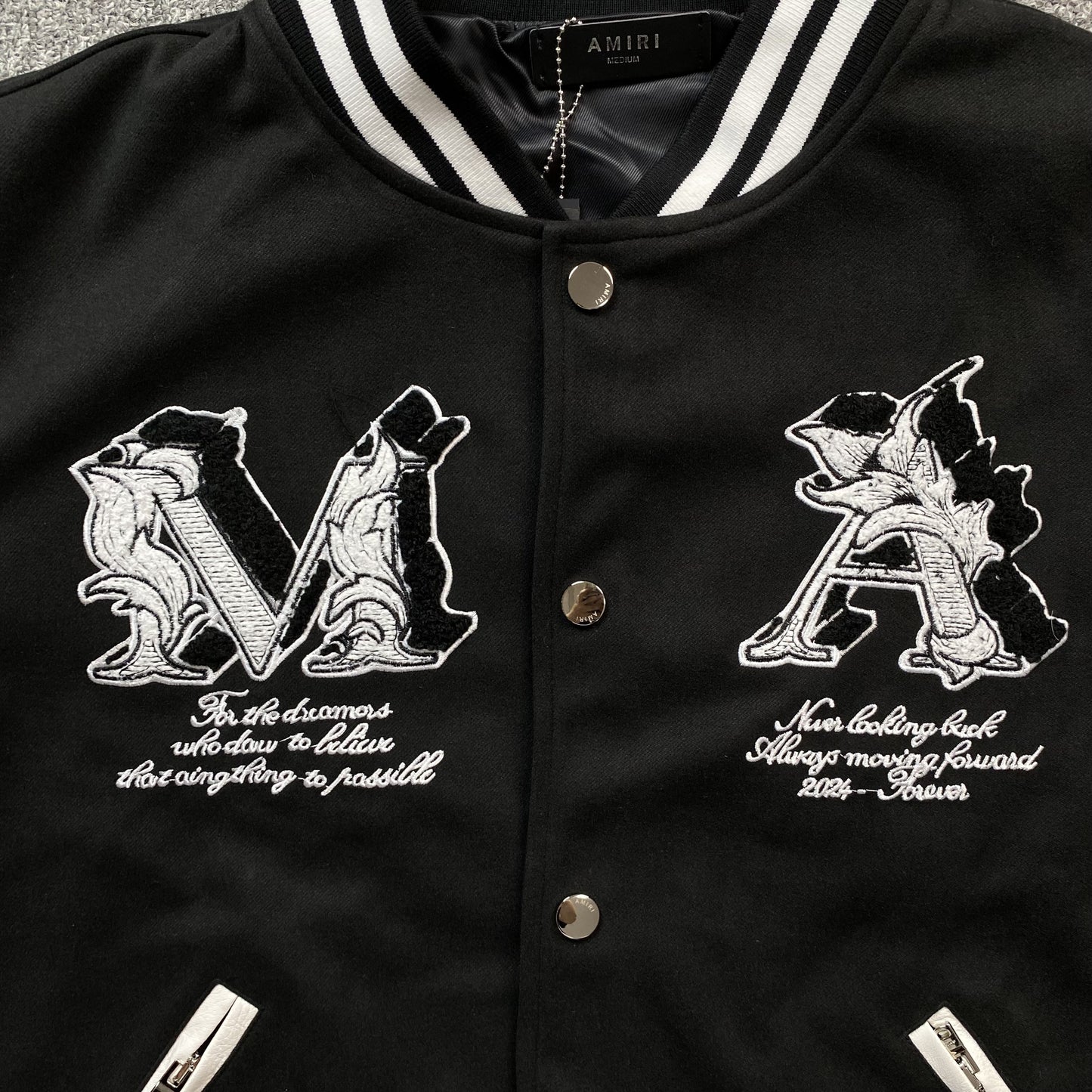 amiri-ma-angel-varsity-bomber-jacket-black-4-Drip Store Argentina