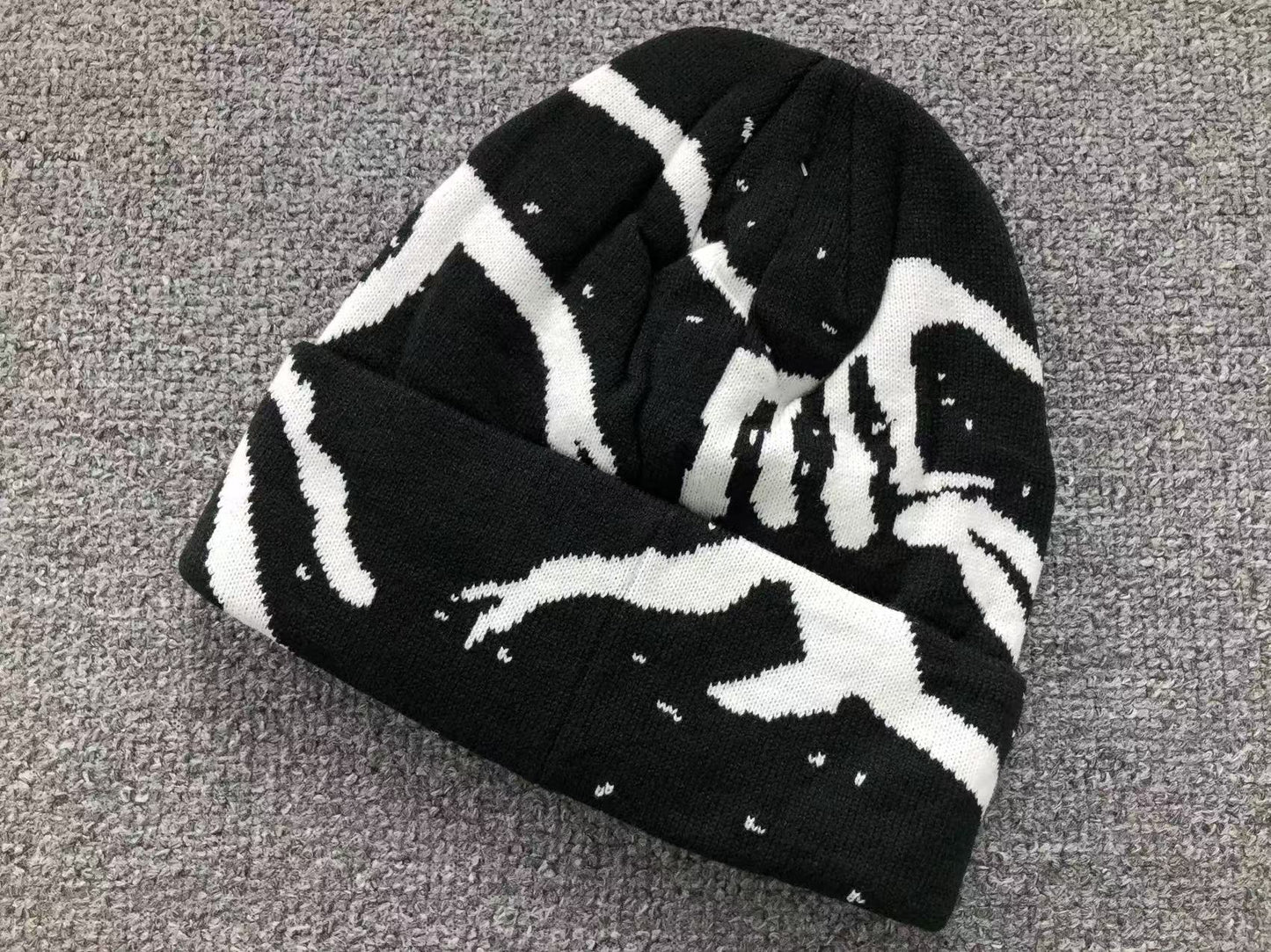 arcteryx-grotto-toque-beanie-black-3-Drip Store Argentina