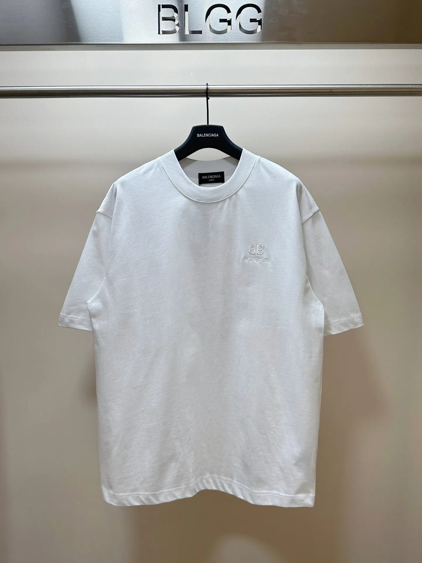 BALENCIAGA ART LOGO T-SHIRT WHITE-Drip Store Argentina