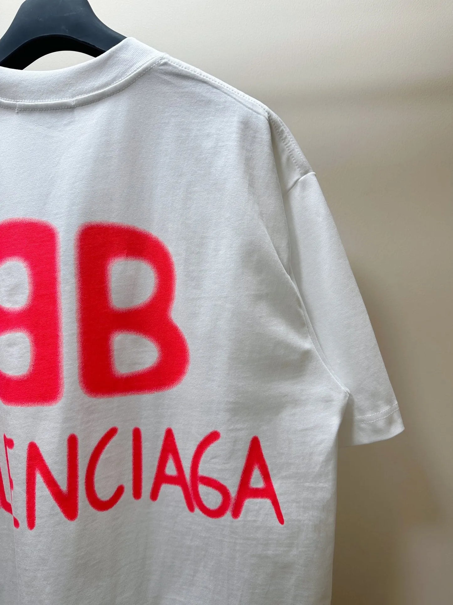 BALENCIAGA ART LOGO T-SHIRT WHITE-Drip Store Argentina