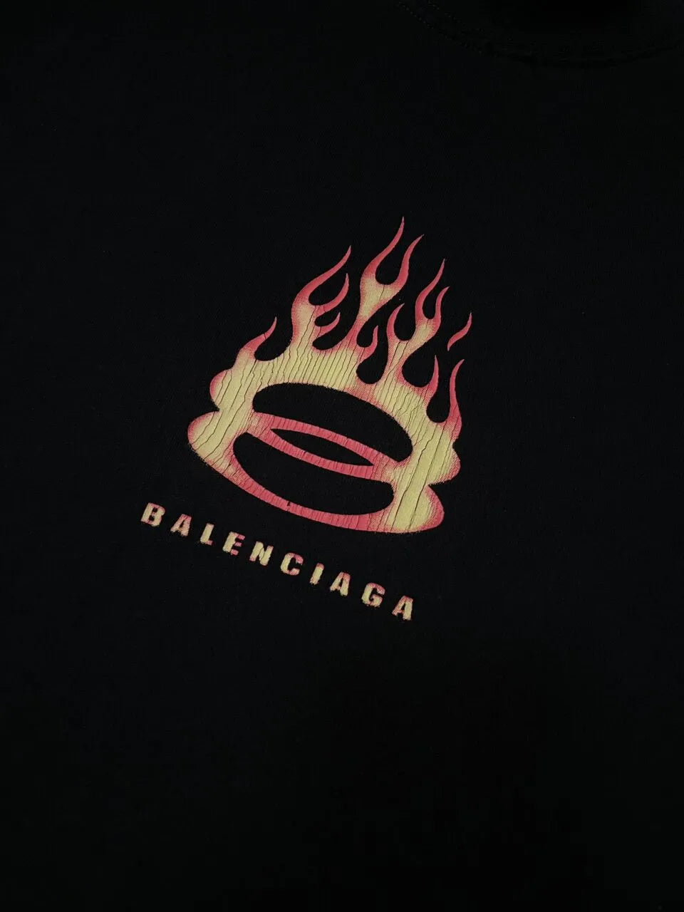 balenciaga-burning-unity-t-shirt-black-8-Drip Store Argentina
