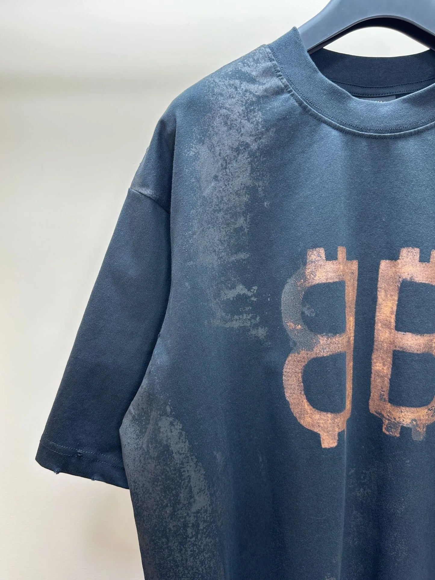 balenciaga-crypto-t-shirt-black-5-Drip Store Argentina