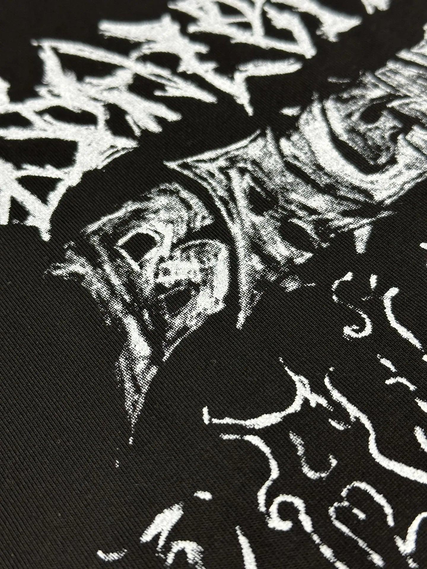 balenciaga-diy-metal-t-shirt-black-7-Drip Store Argentina