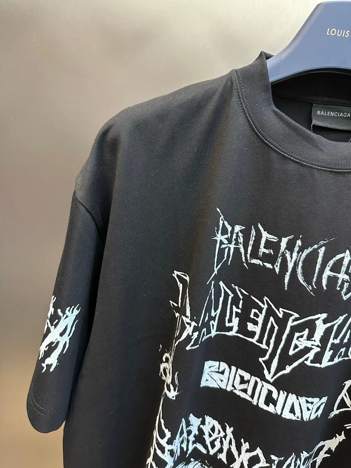 balenciaga-diy-metal-t-shirt-black-8-Drip Store Argentina