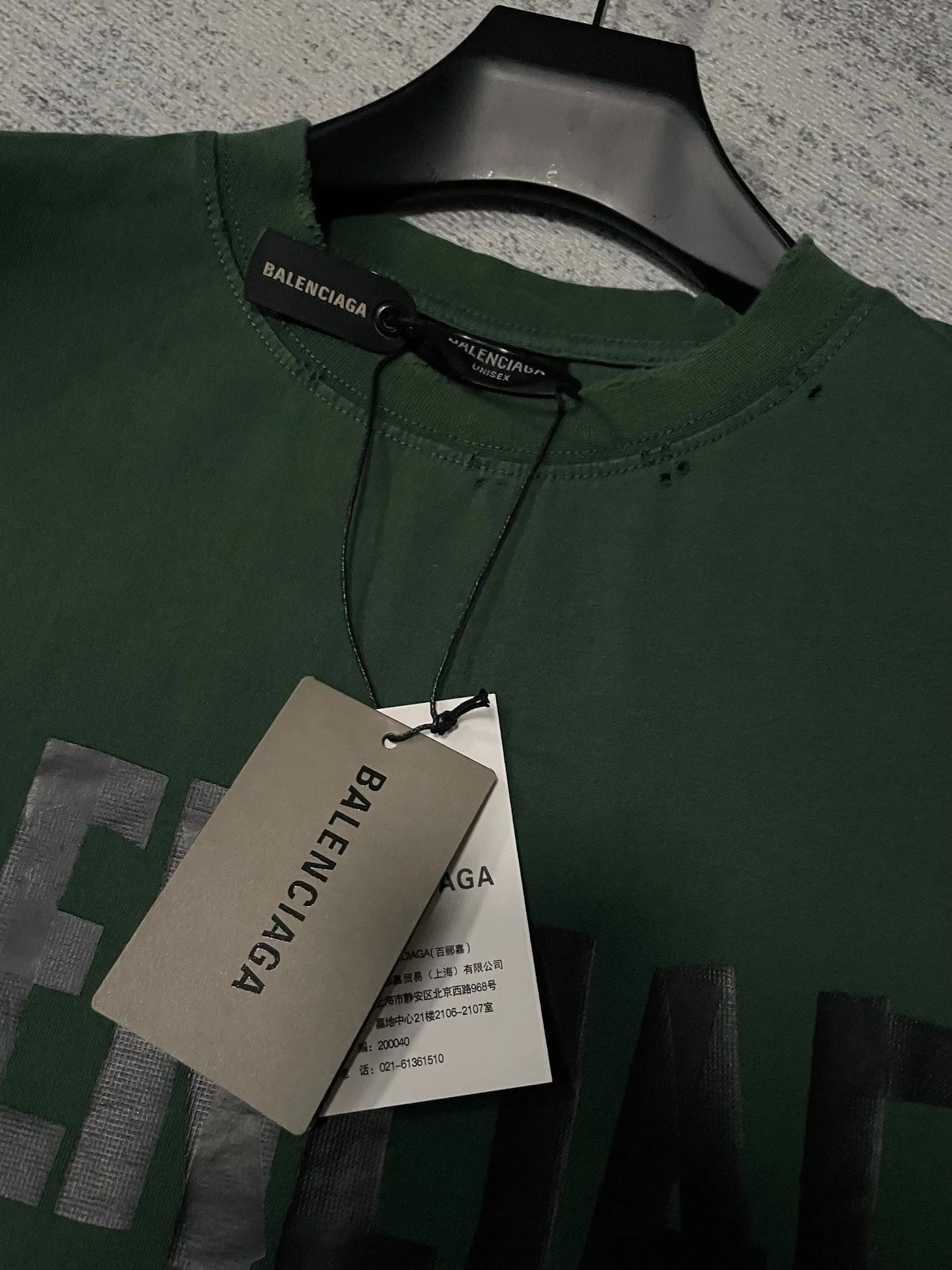 balenciaga-new-tape-type-t-shirt-green-8-Drip Store Argentina