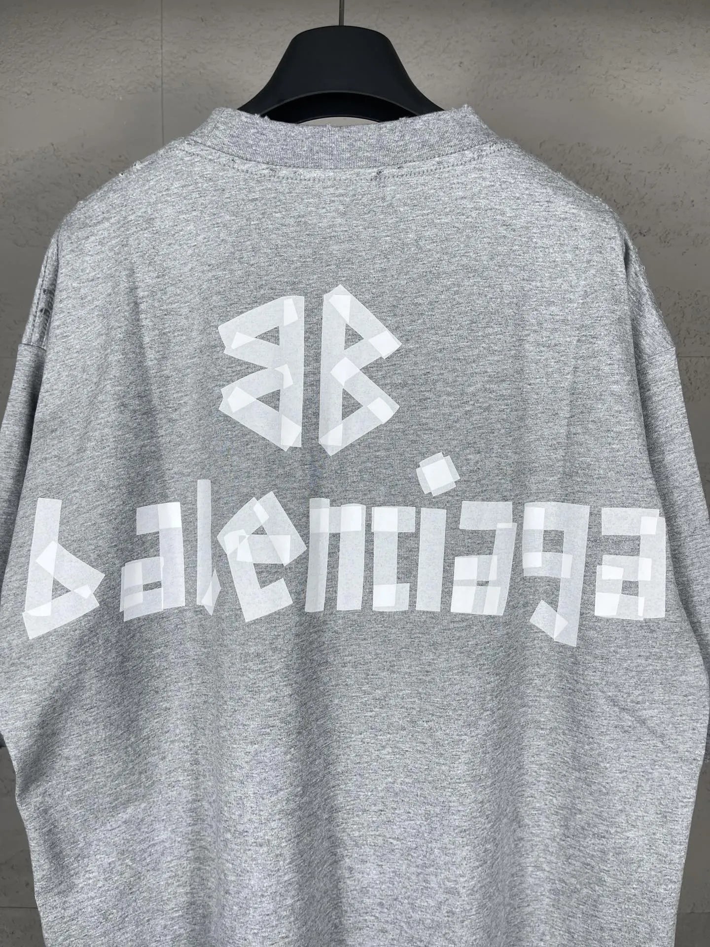 balenciaga-new-tape-type-t-shirt-grey-3-Drip Store Argentina