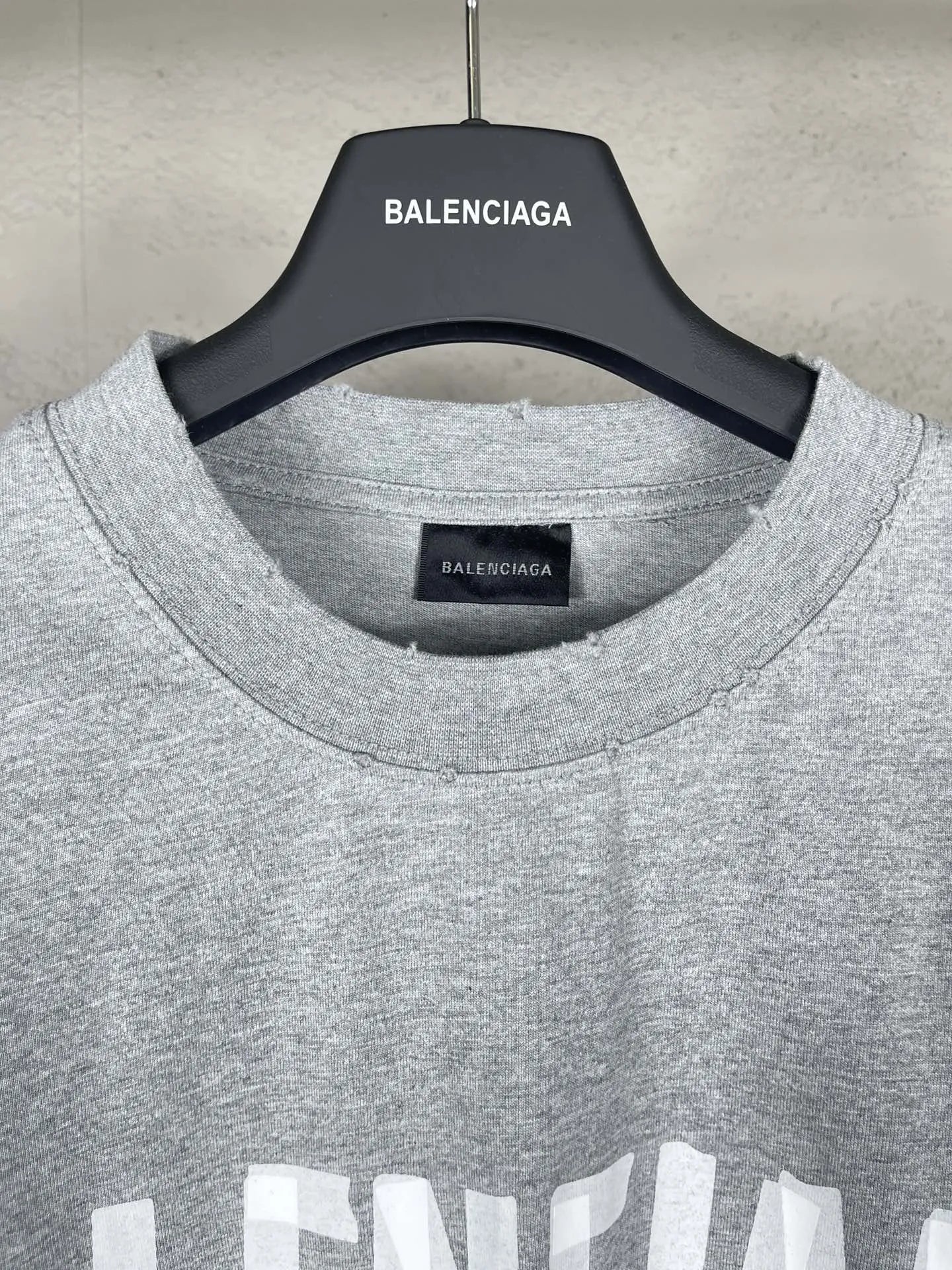 balenciaga-new-tape-type-t-shirt-grey-6-Drip Store Argentina