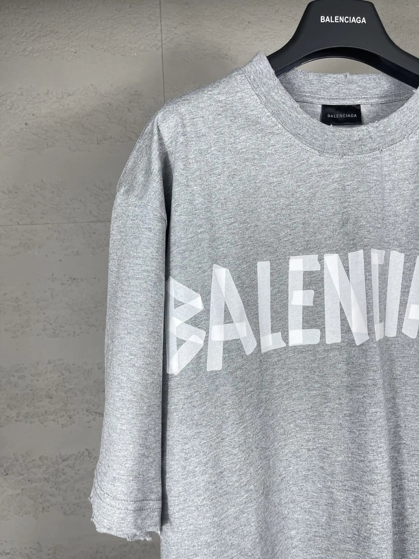balenciaga-new-tape-type-t-shirt-grey-7-Drip Store Argentina