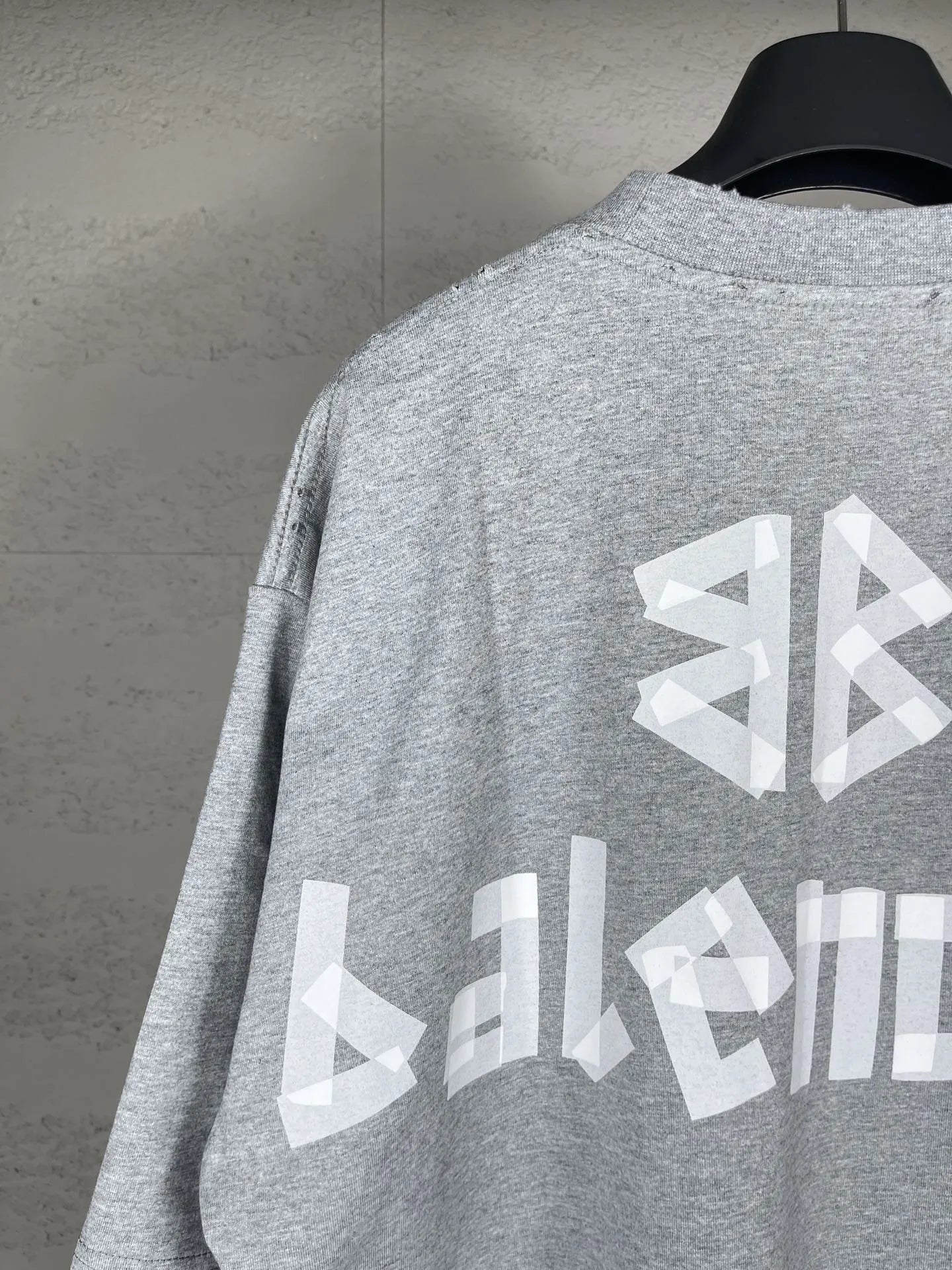 balenciaga-new-tape-type-t-shirt-grey-8-Drip Store Argentina
