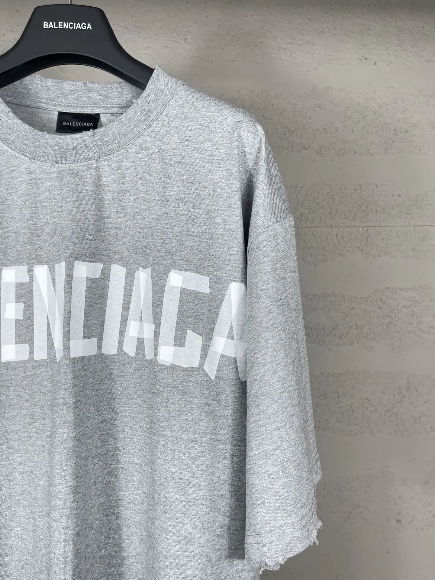 balenciaga-new-tape-type-t-shirt-grey-9-Drip Store Argentina
