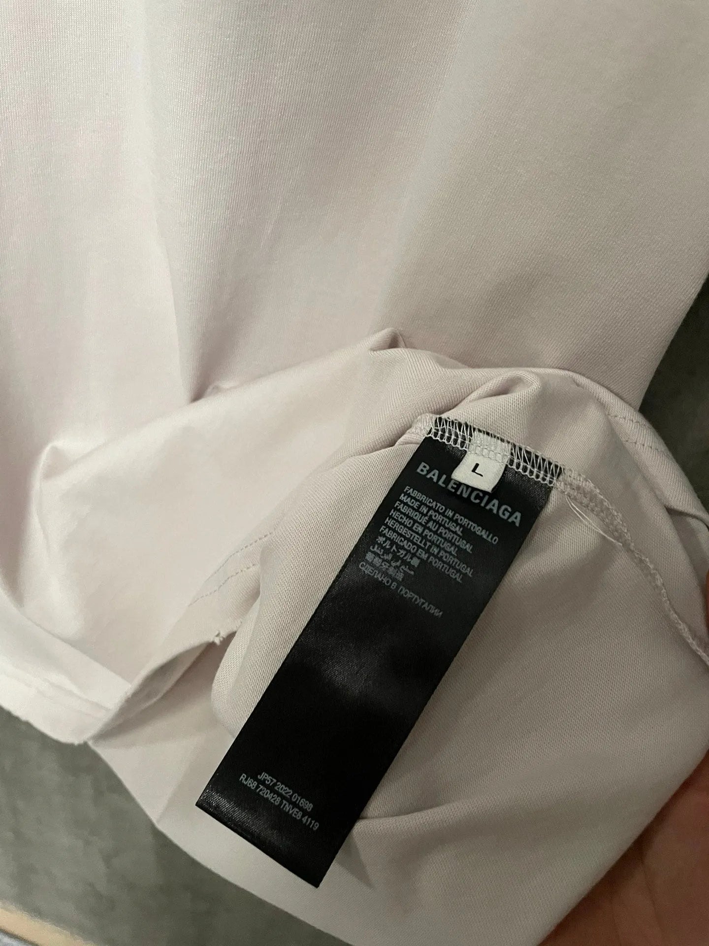 balenciaga-new-tape-type-t-shirt-white-6-Drip Store Argentina