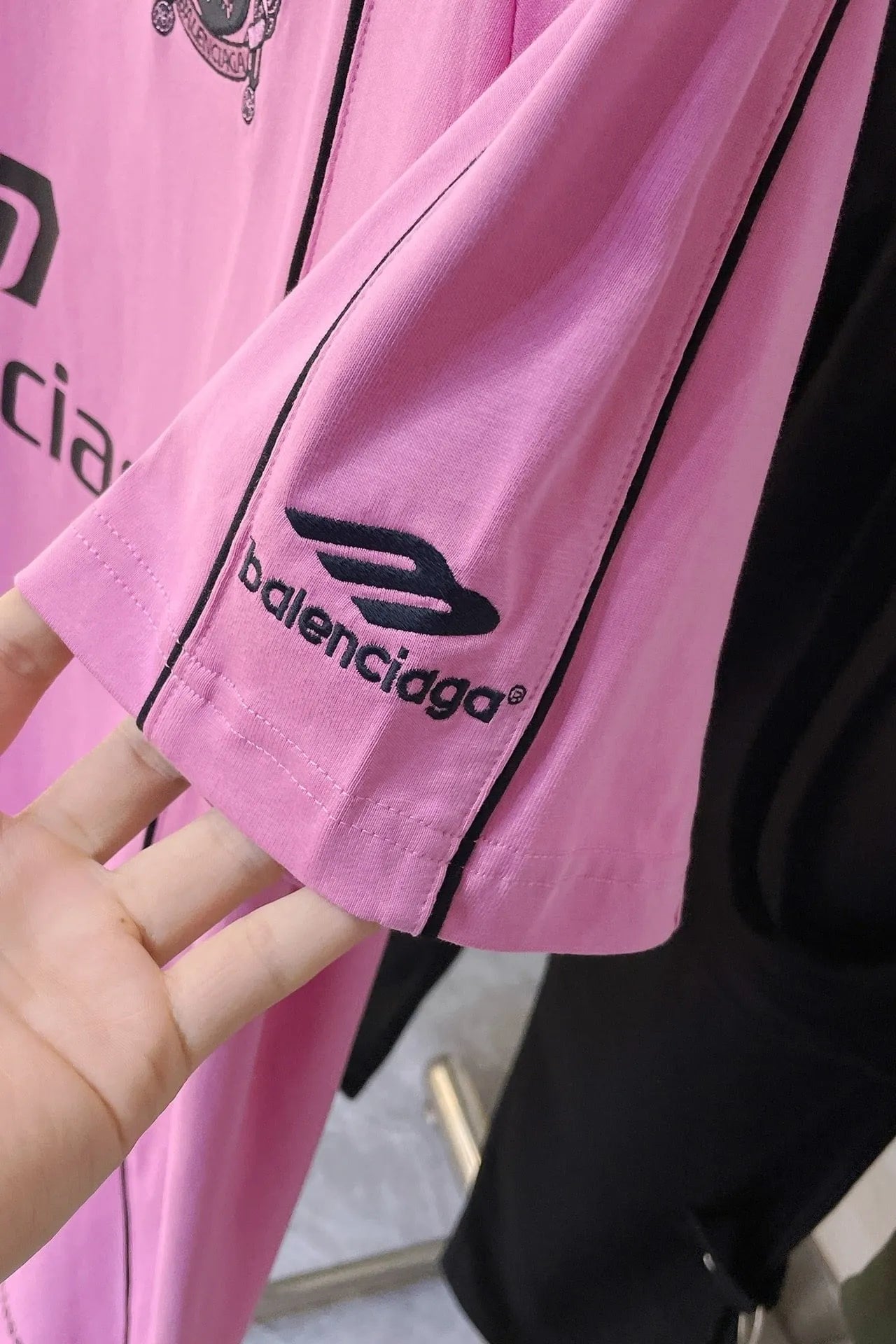 balenciaga-paris-soccer-t-shirt-pink-6-Drip Store Argentina