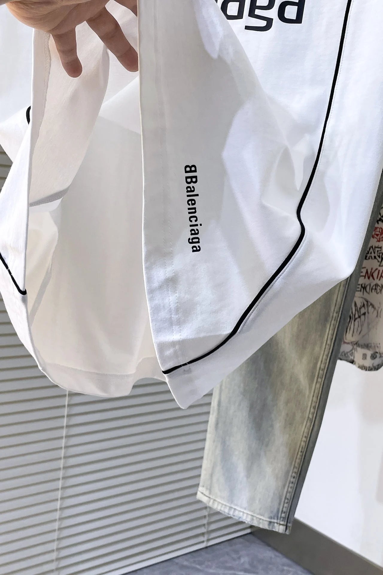 balenciaga-paris-soccer-t-shirt-white-10-Drip Store Argentina