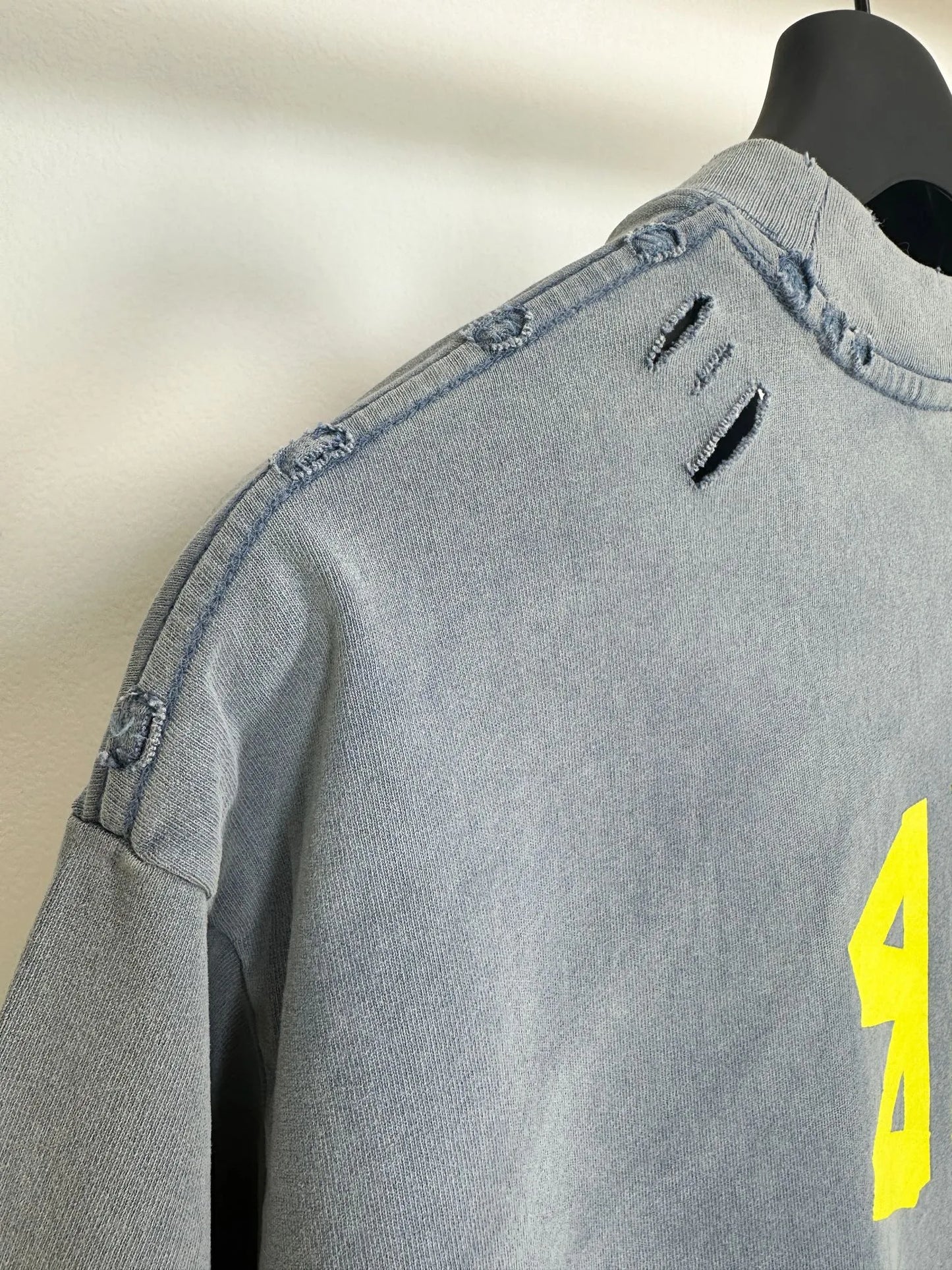 balenciaga-tape-type-t-shirt-blue-washed-8-Drip Store Argentina