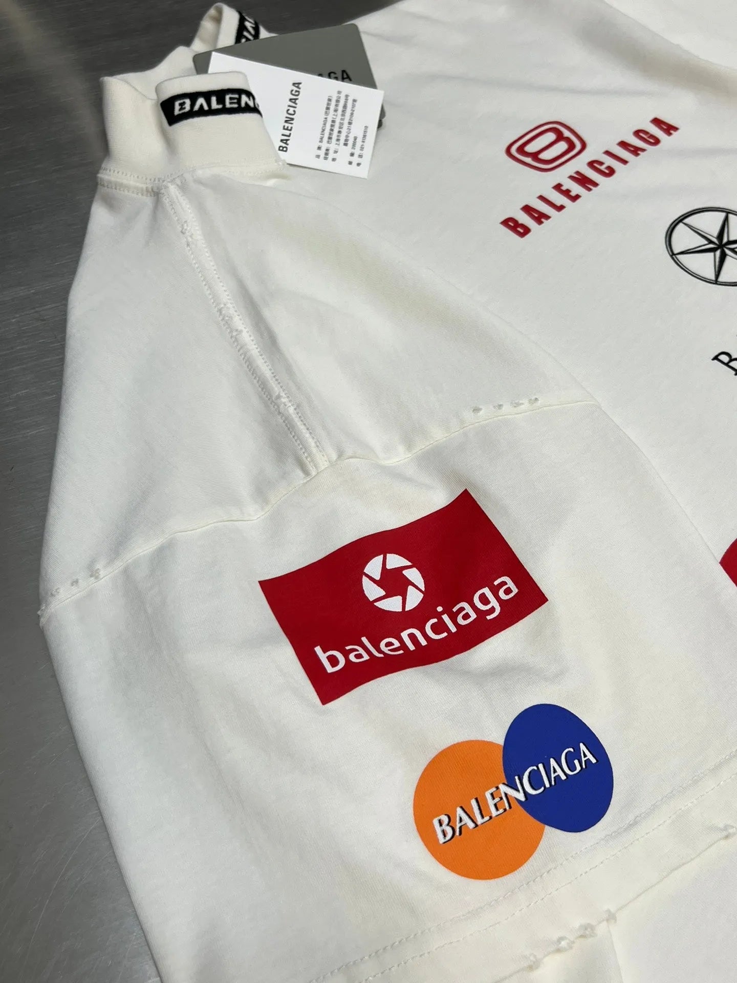balenciaga-top-league-t-shirt-white-4-Drip Store Argentina