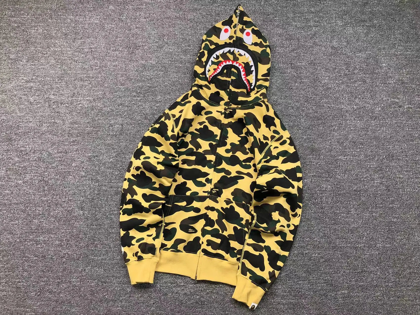 BAPE 1ST CAMO SHARK FULL ZIP HOODIE YELLOW-Drip Store Argentina