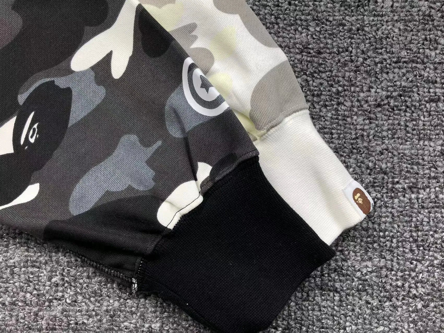 BAPE CITY CAMO HALF SHARK FULL ZIP HOODIE BLACK WHITE-Drip Store Argentina