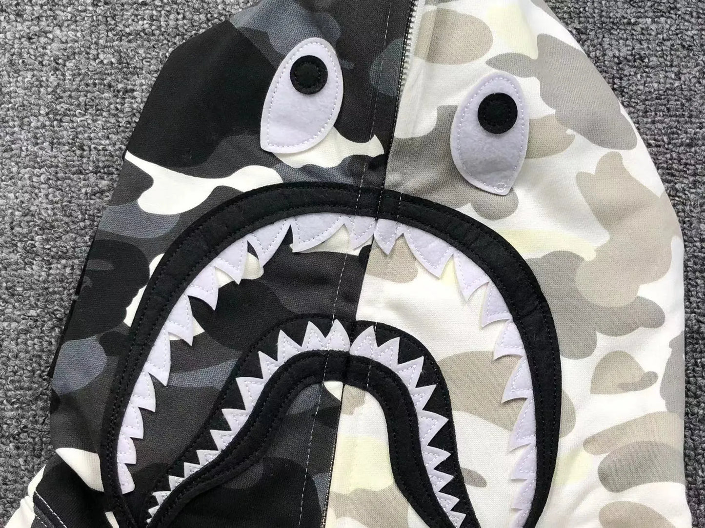 BAPE CITY CAMO HALF SHARK FULL ZIP HOODIE BLACK WHITE-Drip Store Argentina