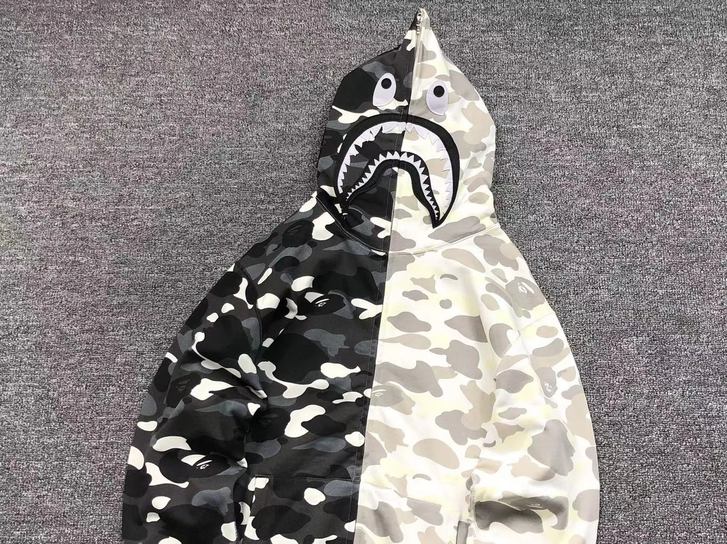 BAPE CITY CAMO HALF SHARK FULL ZIP HOODIE BLACK WHITE-Drip Store Argentina