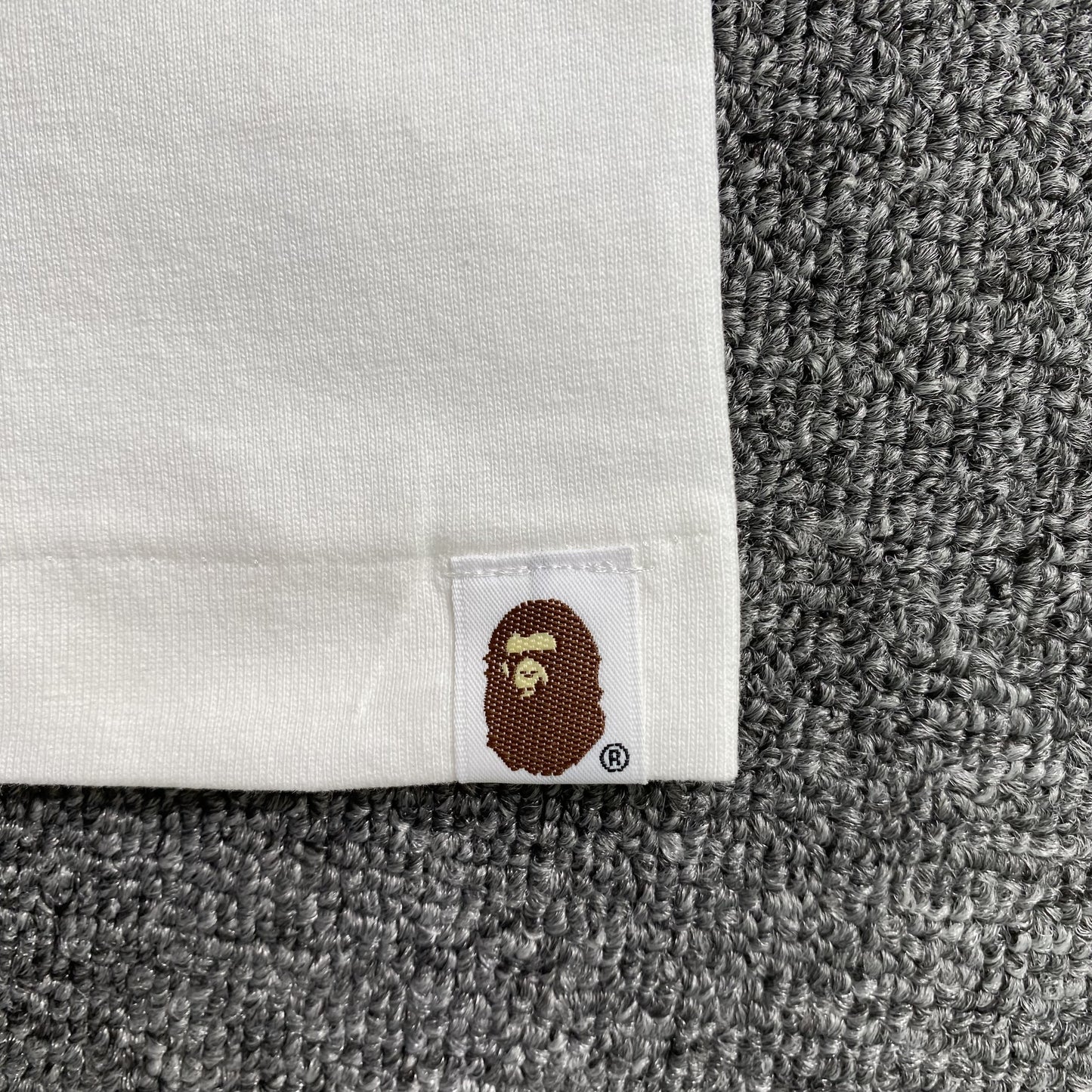 bape-glitch-art-tee-white-4-Drip Store Argentina