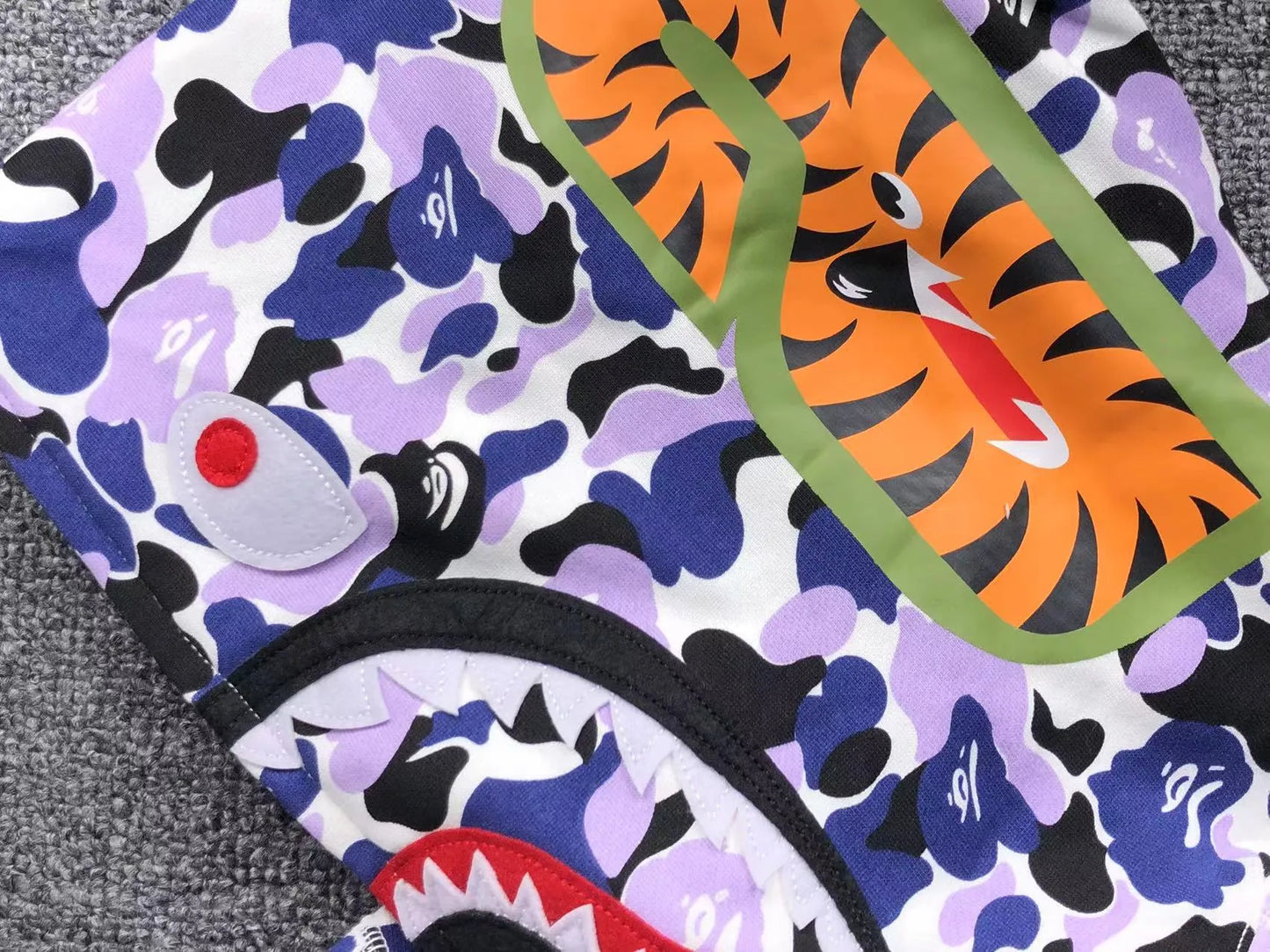 BAPE SHARK SHIZUOKA LIMITED FULL ZIP HOODIE-Drip Store Argentina