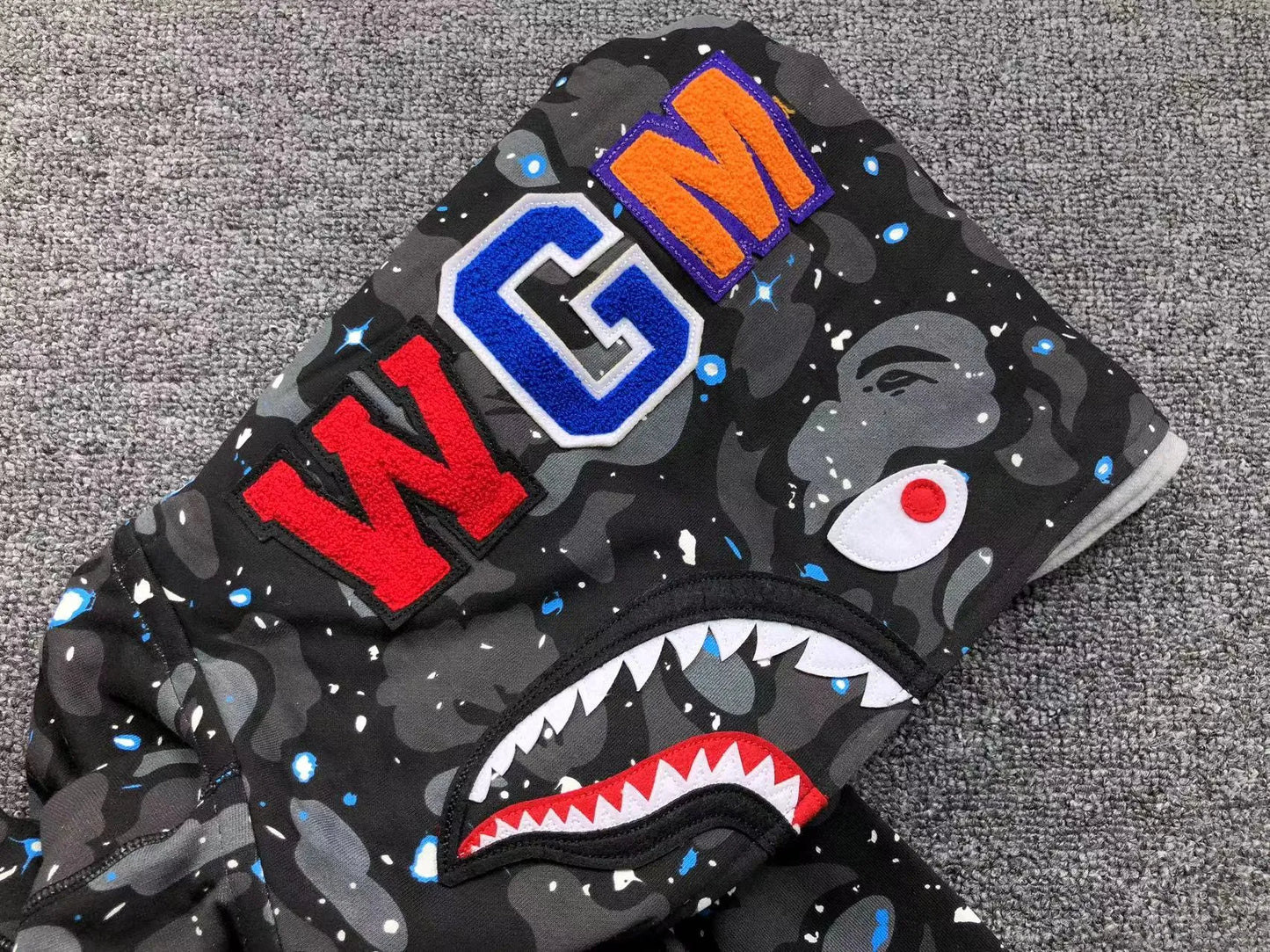 bape-space-camo-shark-full-zip-double-hoodie-black-7-Drip Store Argentina