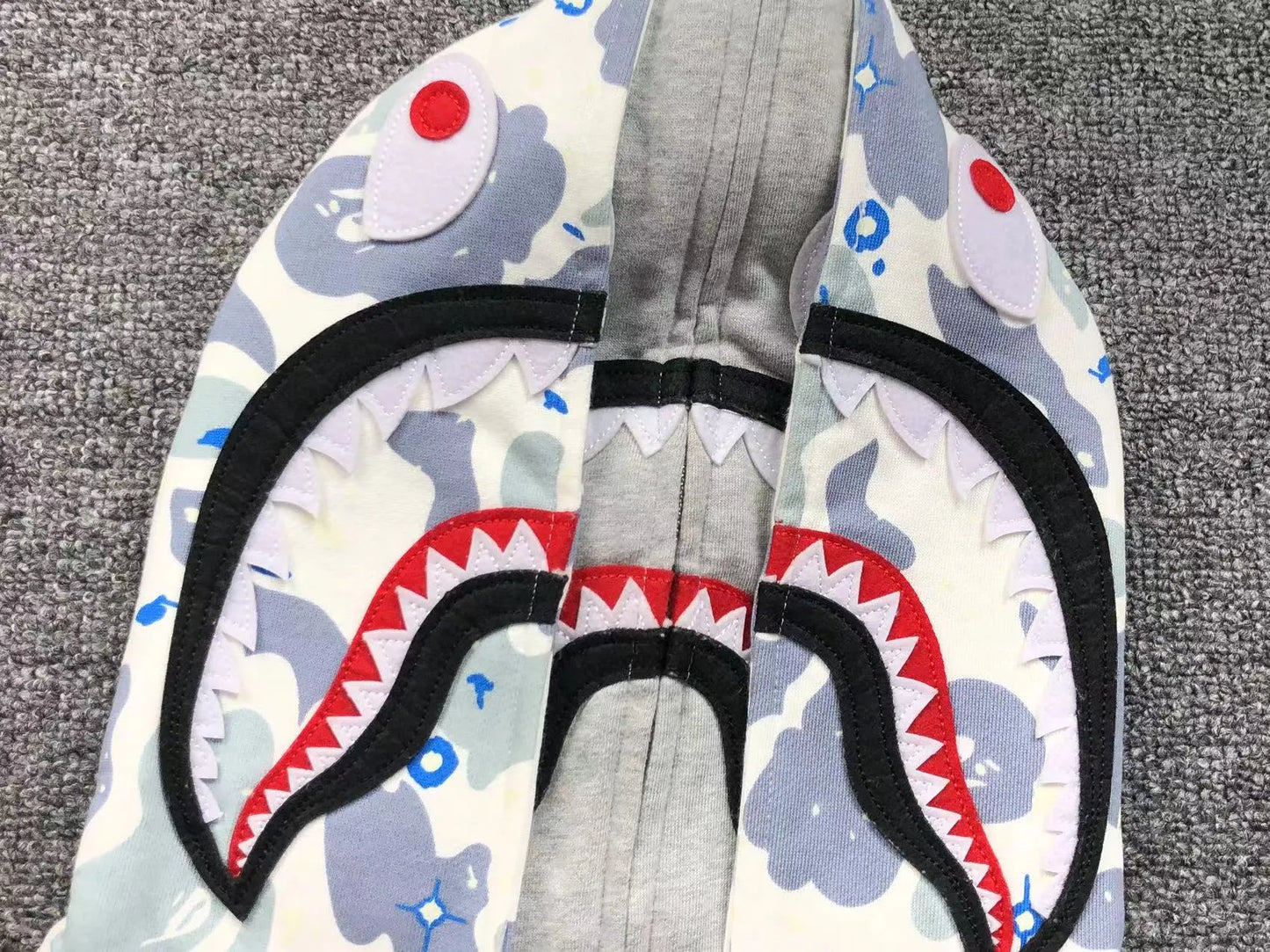 BAPE SPACE CAMO SHARK FULL ZIP DOUBLE HOODIE WHITE-Drip Store Argentina