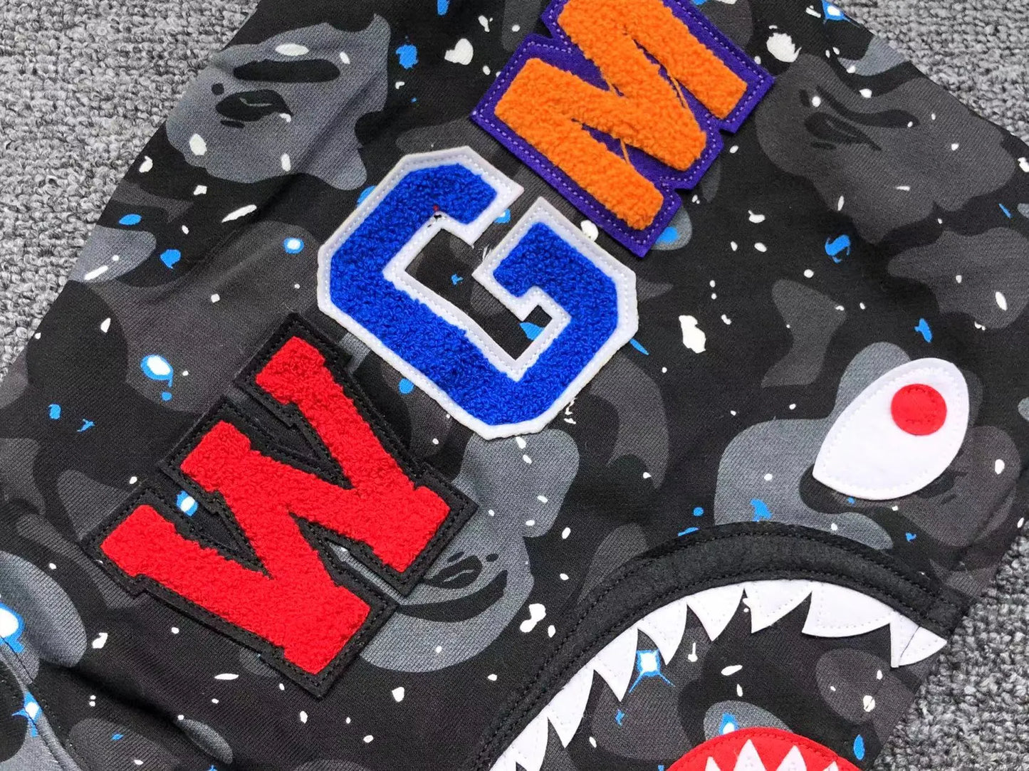 bape-space-camo-shark-full-zip-hoodie-black-11-Drip Store Argentina