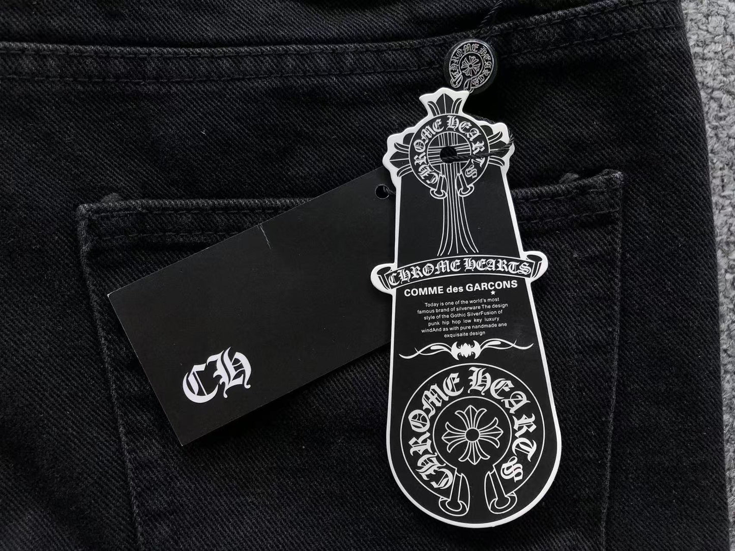 chrome-hearts-cross-patch-fleurknee-jeans-black-7-Drip Store Argentina