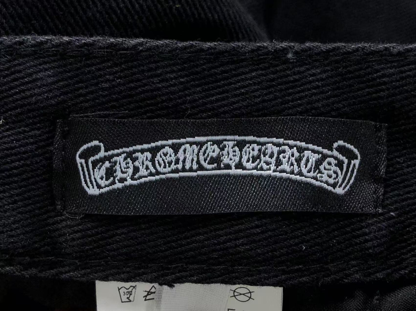 chrome-hearts-cross-patch-fleurknee-jeans-black-9-Drip Store Argentina