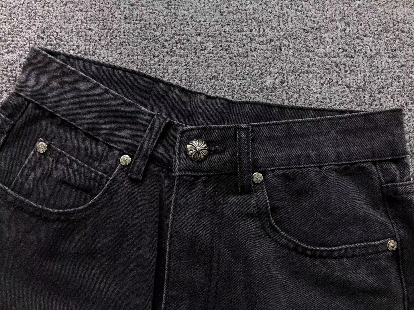 chrome-hearts-cross-patch-jeans-black-7_0c85e7ba-Drip Store Argentina