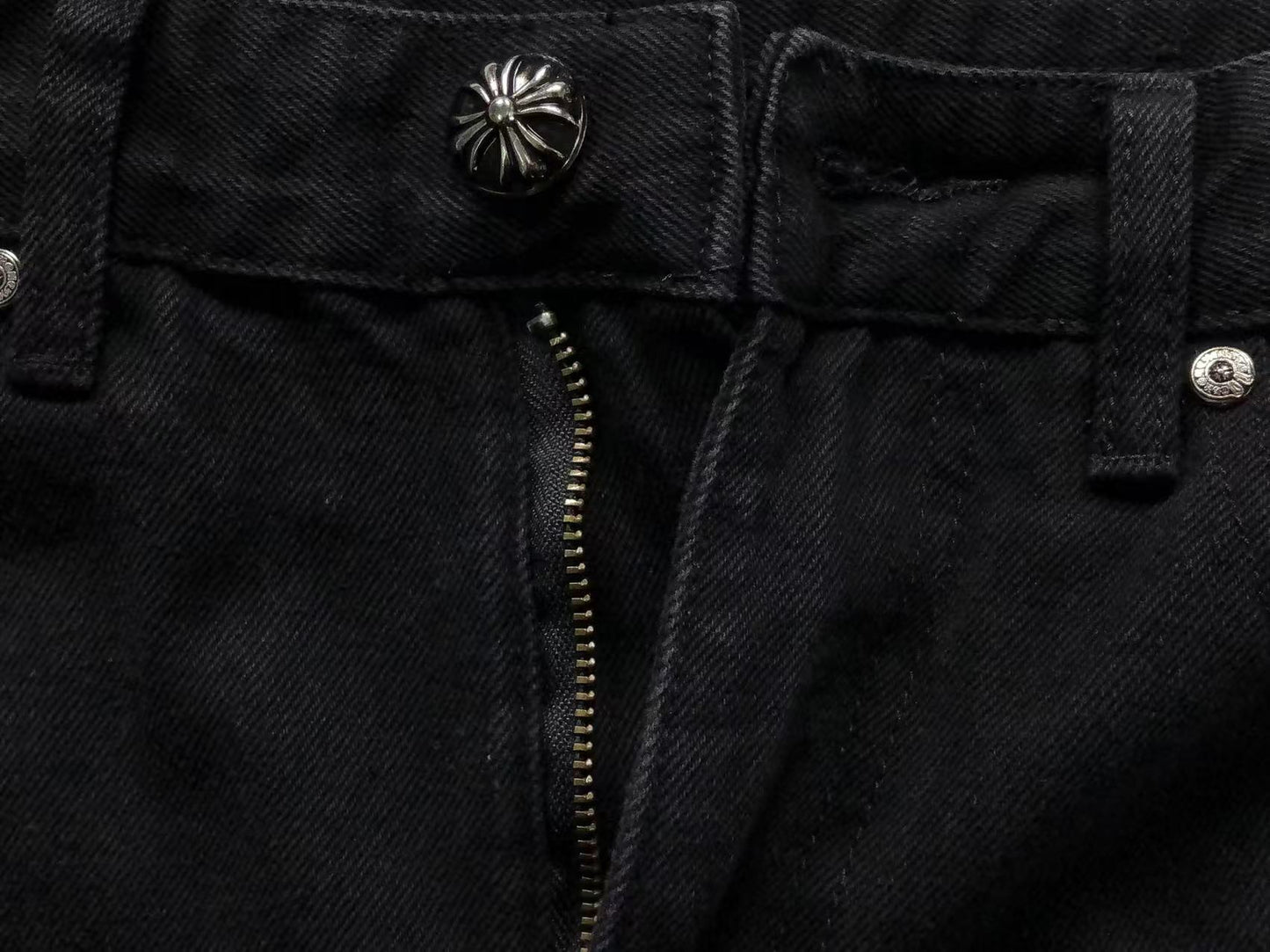 chrome-hearts-cross-patch-jeans-black-9_031b05a1-Drip Store Argentina