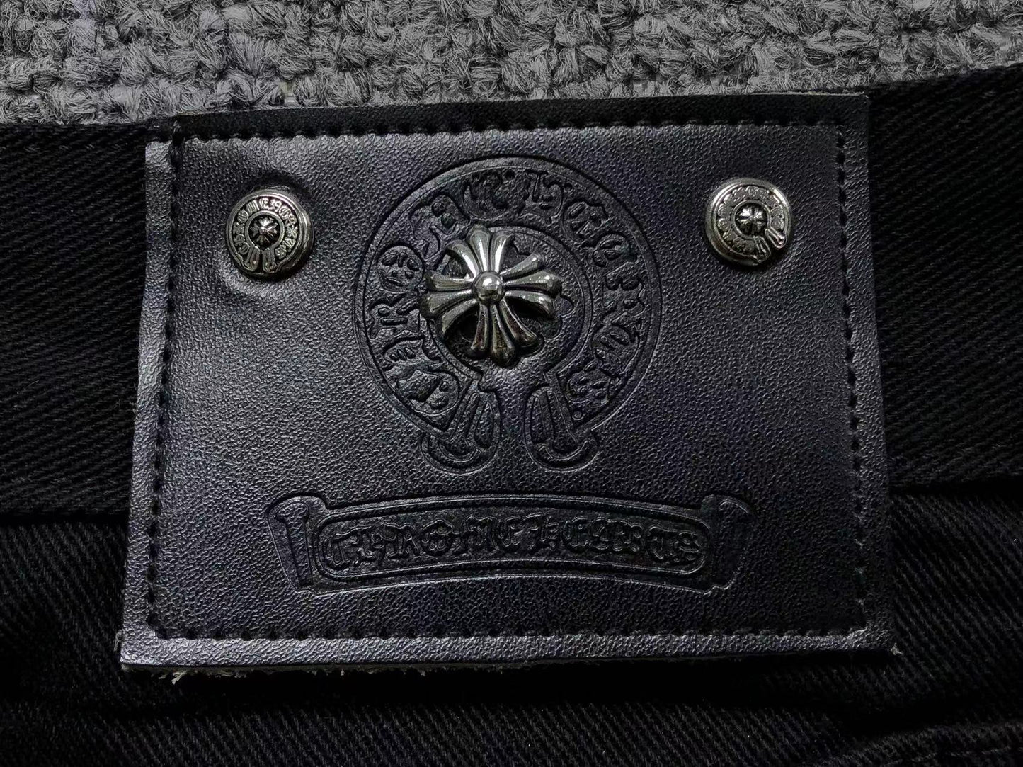 chrome-hearts-cross-patch-jeans-black-9_191b25cb-Drip Store Argentina