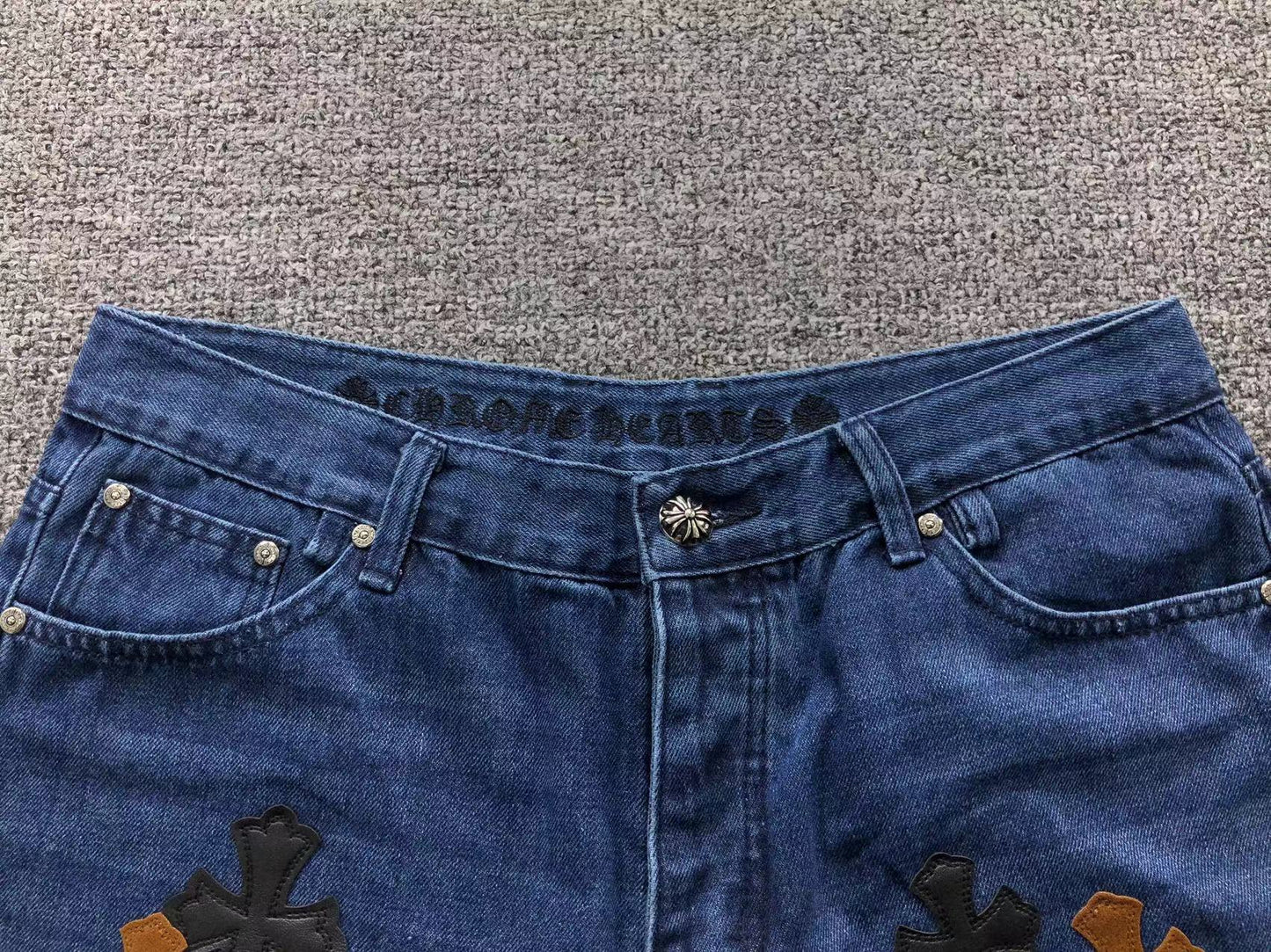 chrome-hearts-cross-patch-jeans-blue-14-Drip Store Argentina