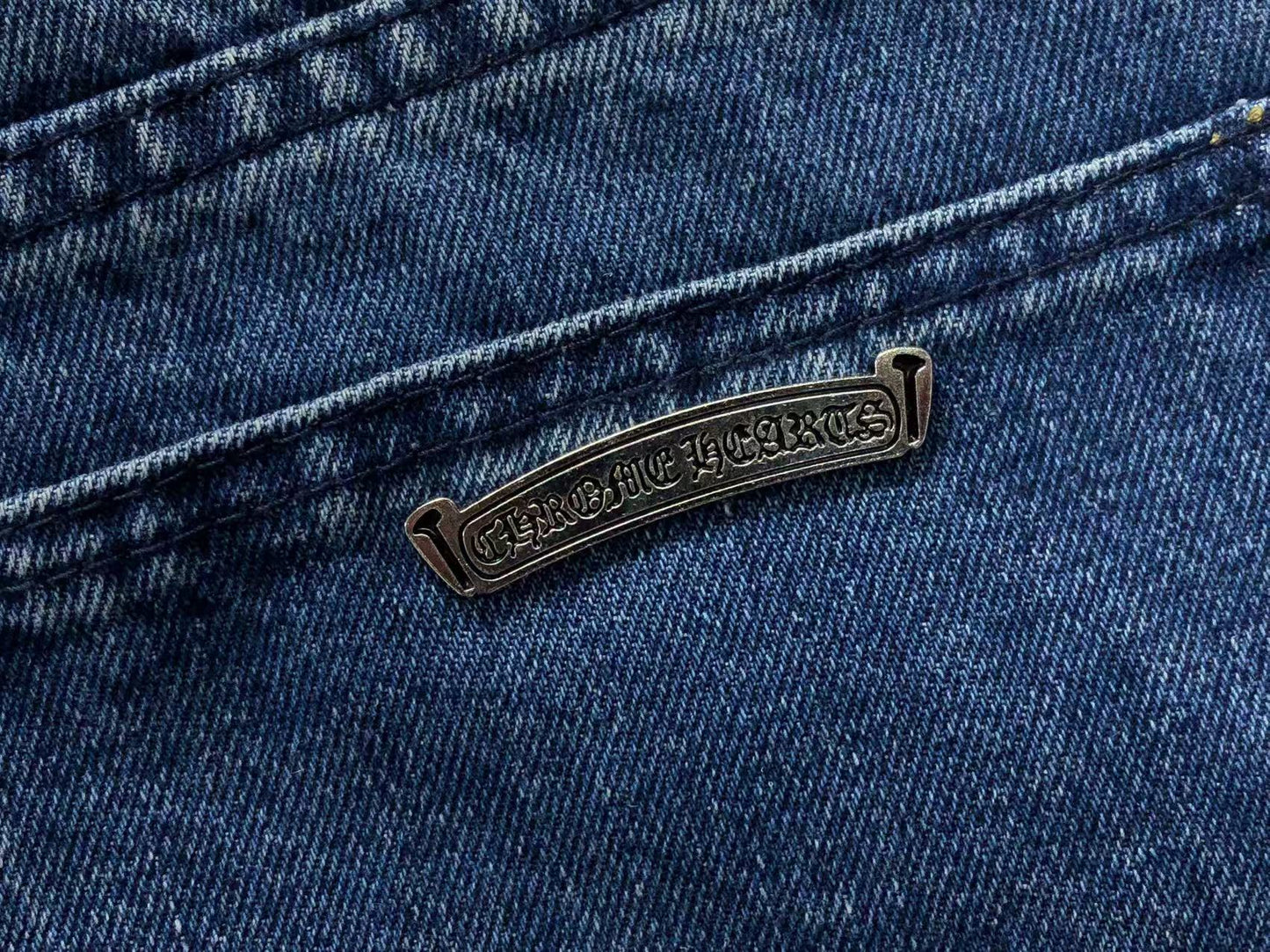 chrome-hearts-cross-patch-jeans-blue-7_f5c23095-Drip Store Argentina