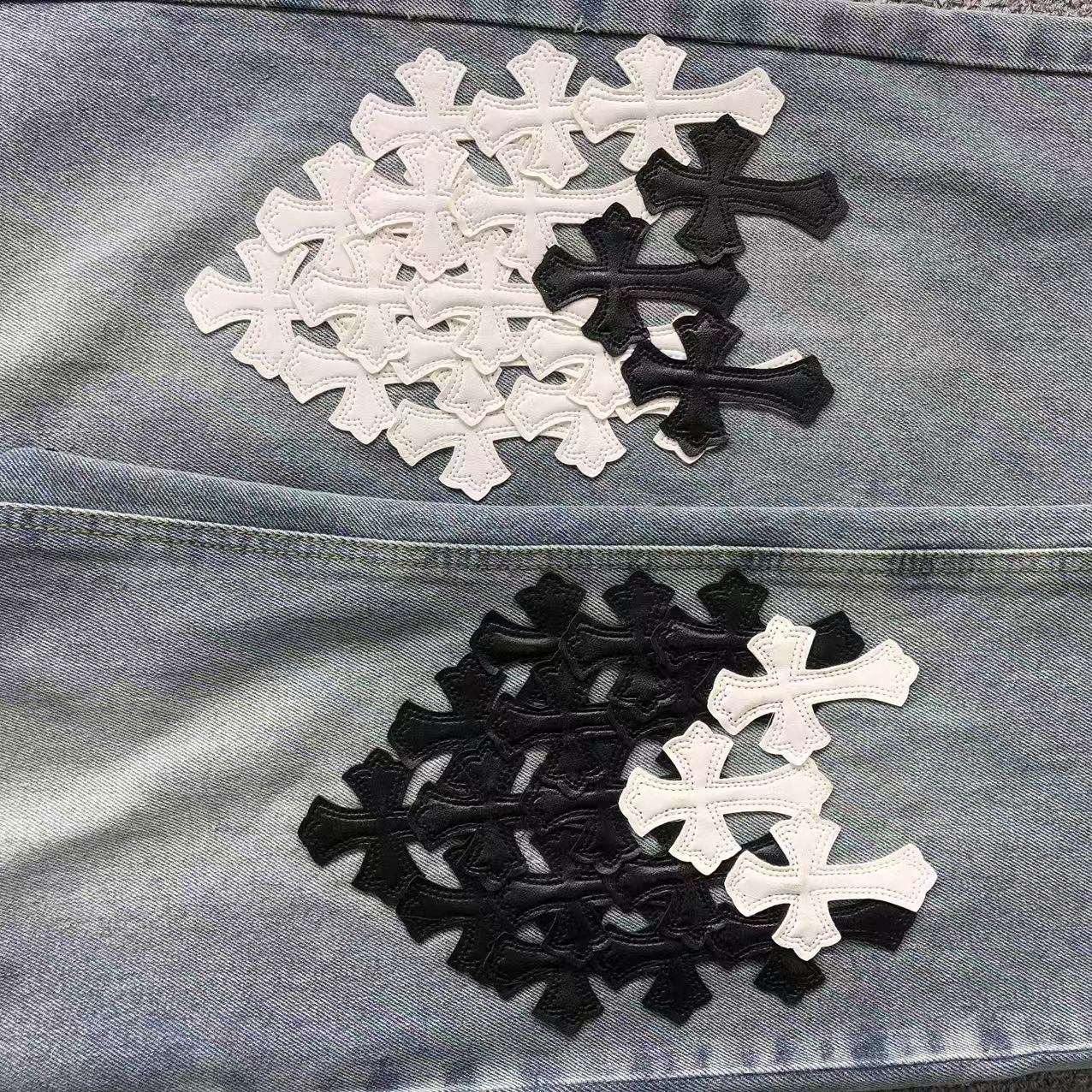 chrome-hearts-cross-patch-jeans-blue-washed-8-Drip Store Argentina