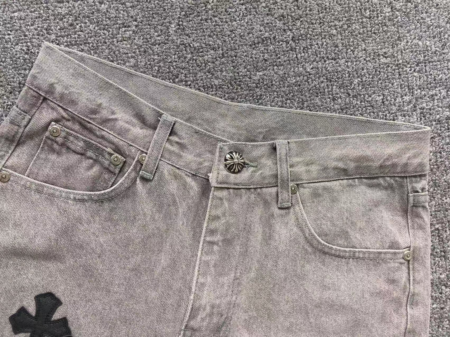 chrome-hearts-cross-patch-jeans-grey-3-Drip Store Argentina