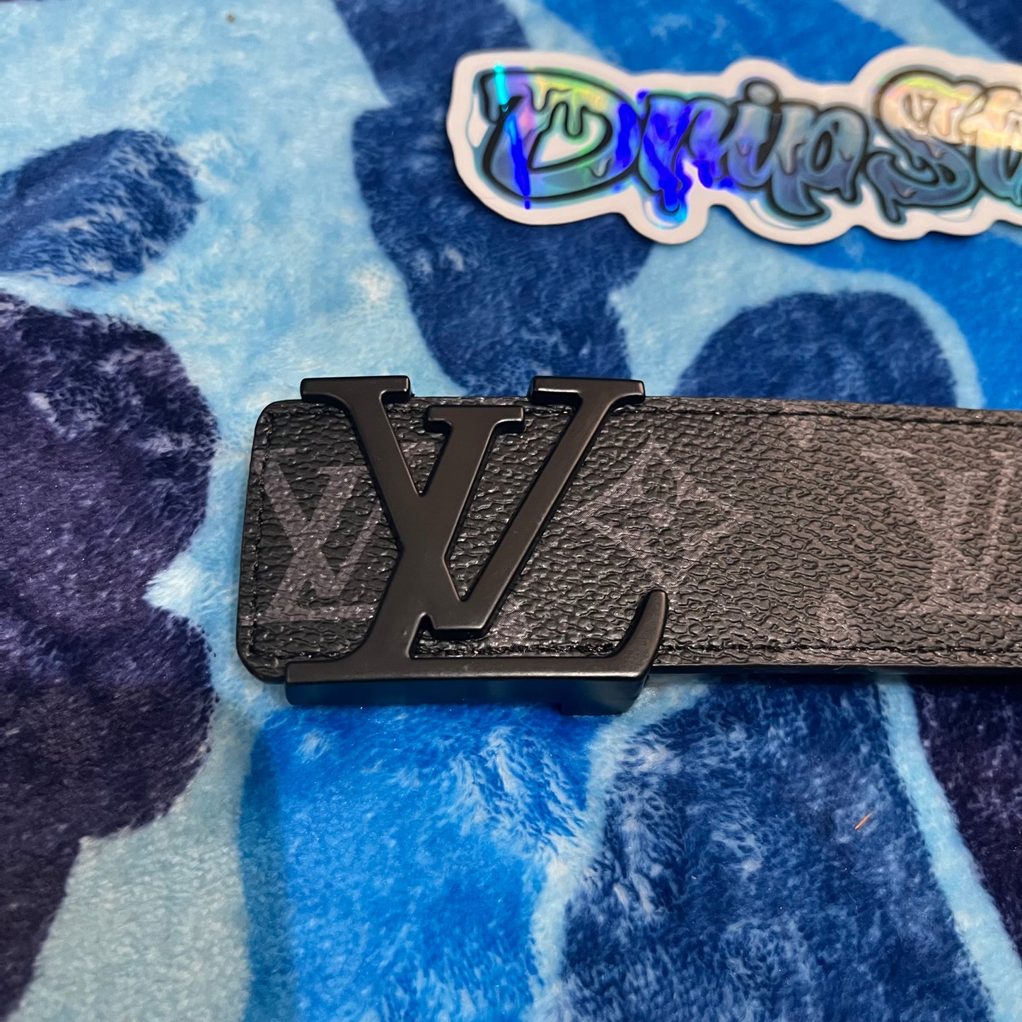 Cinturon LV