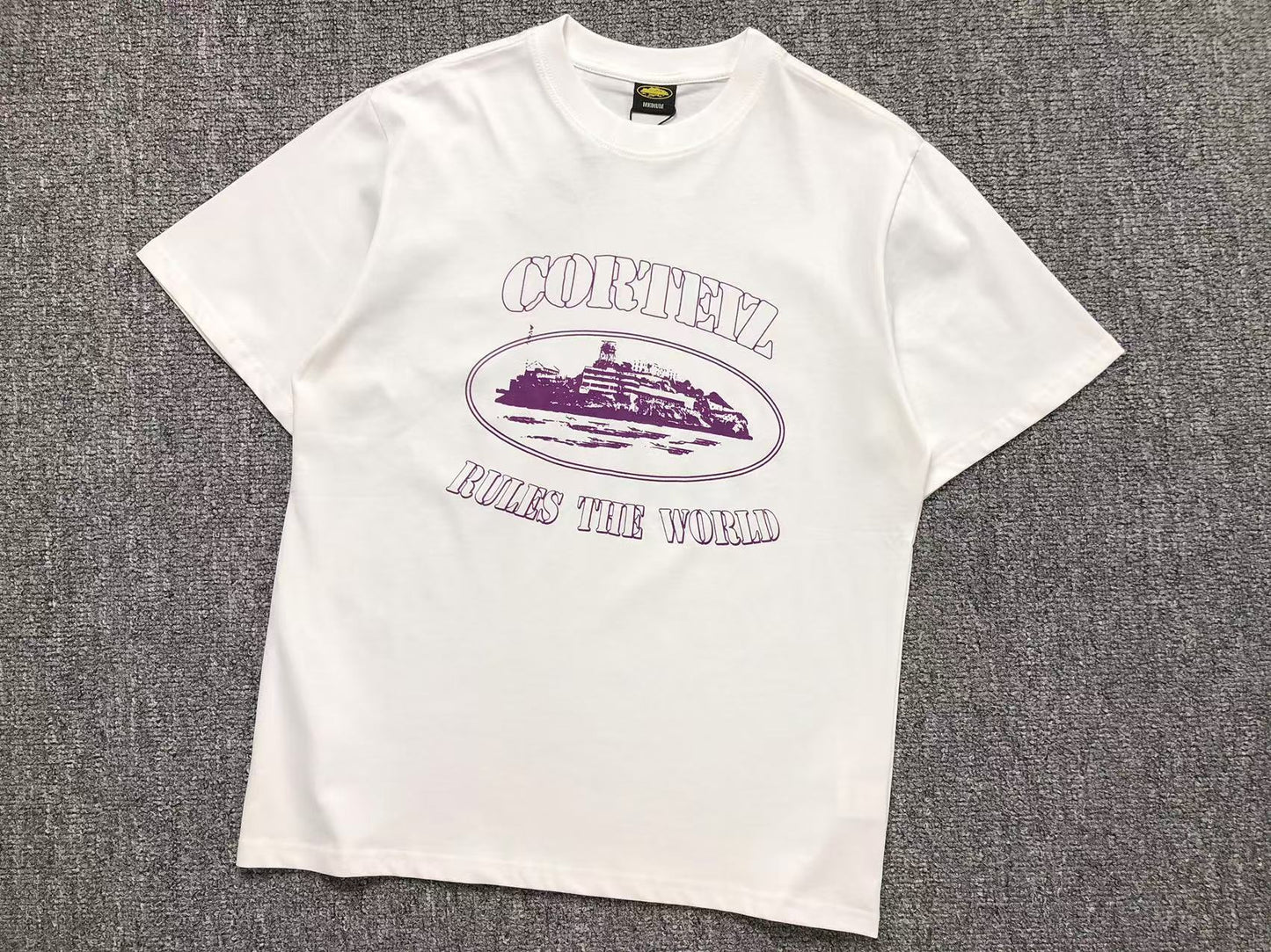 corteiz-alcatraz-rules-the-world-tee-white_84baef45-Drip Store Argentina