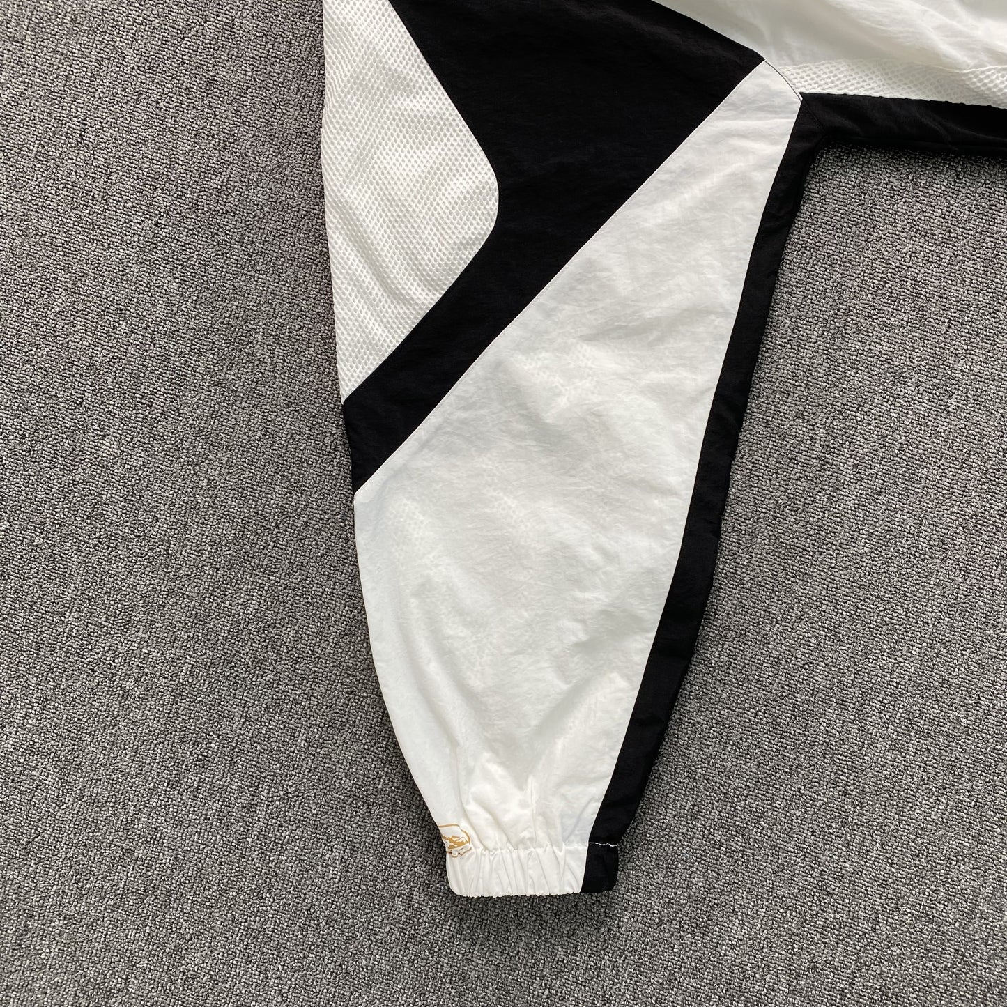 corteiz-brasil-olympic-shuku-jacket-white-8-Drip Store Argentina